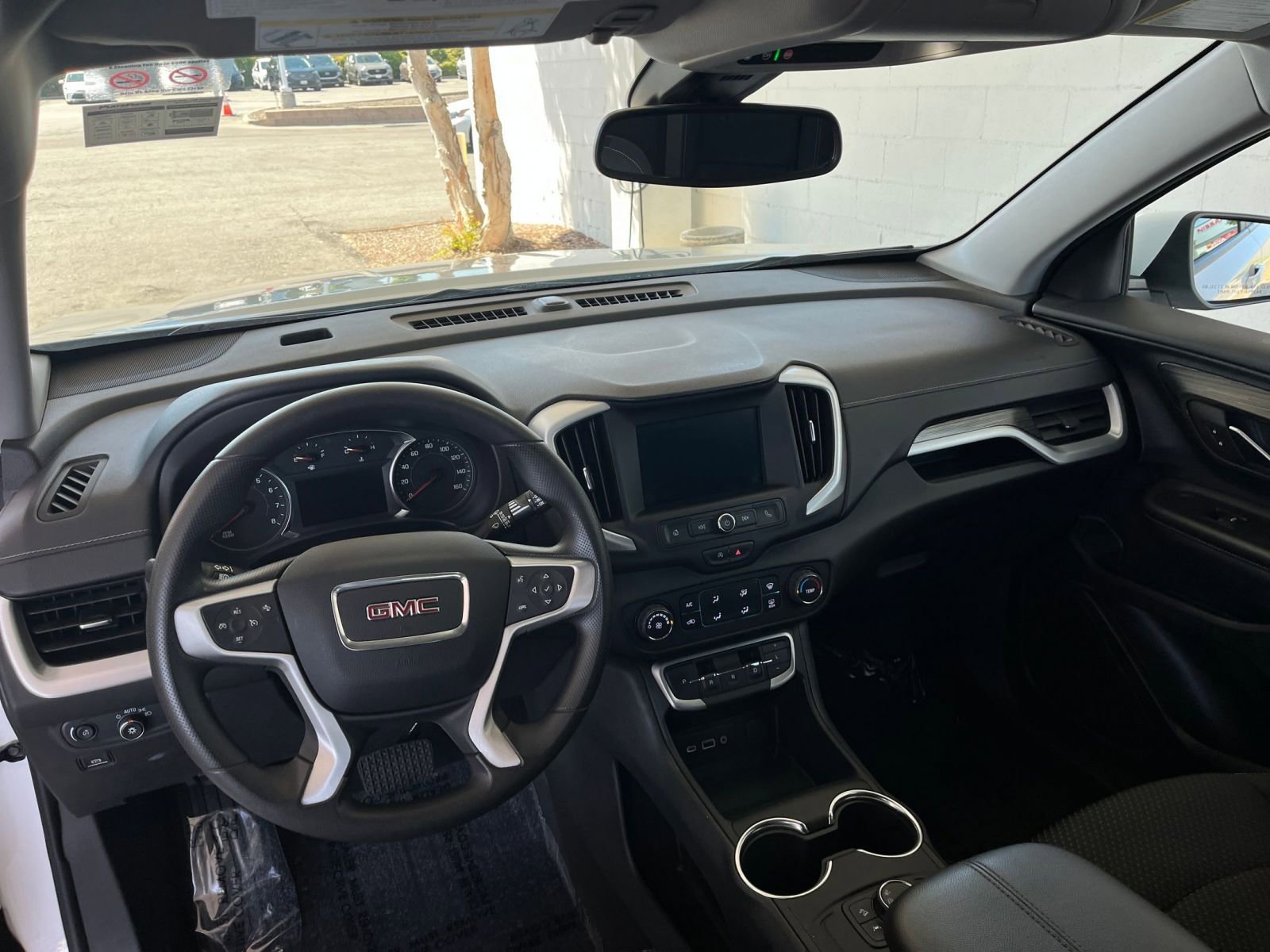 Thumbnail: 2024 GMC Terrain - 33