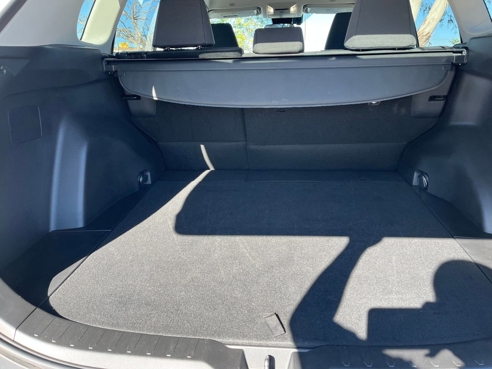 Thumbnail: 2025 Toyota RAV4 - 31