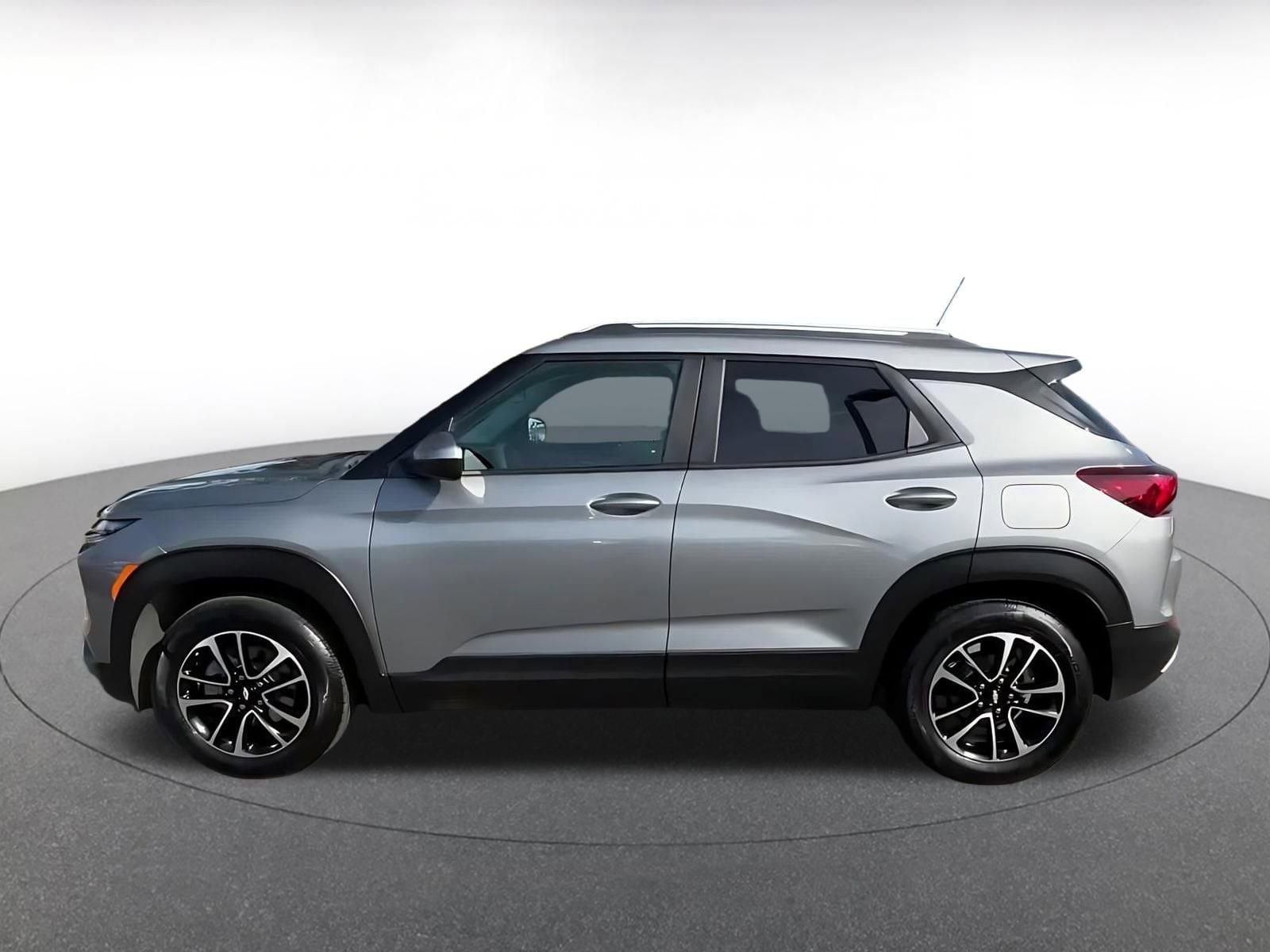 Thumbnail: 2025 Chevrolet TrailBlazer - 9