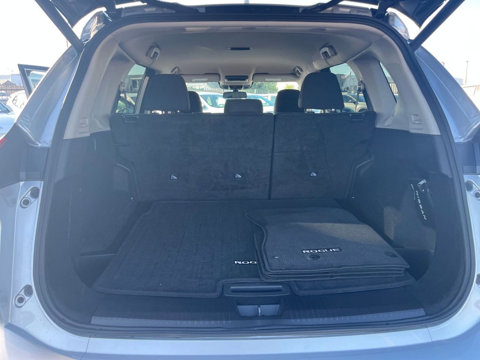 Thumbnail: 2025 Nissan Rogue - 32