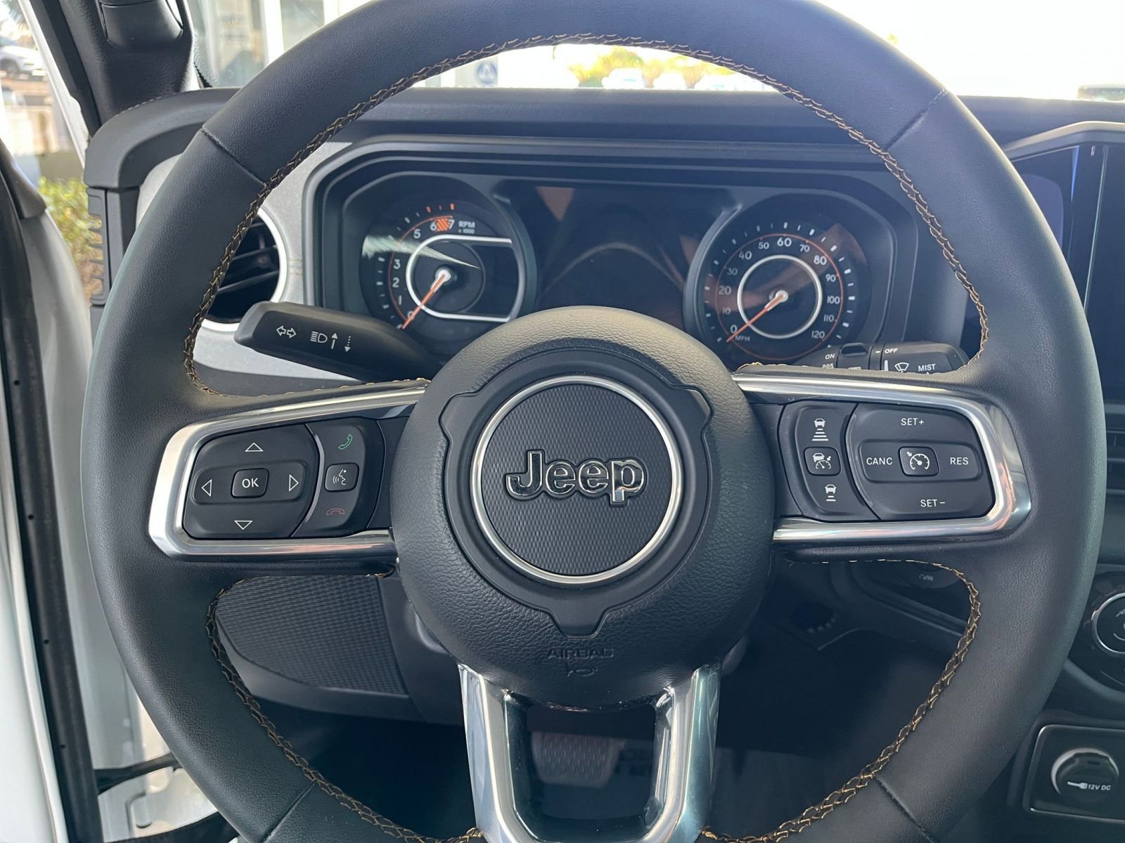 Thumbnail: 2025 Jeep Wrangler - 28