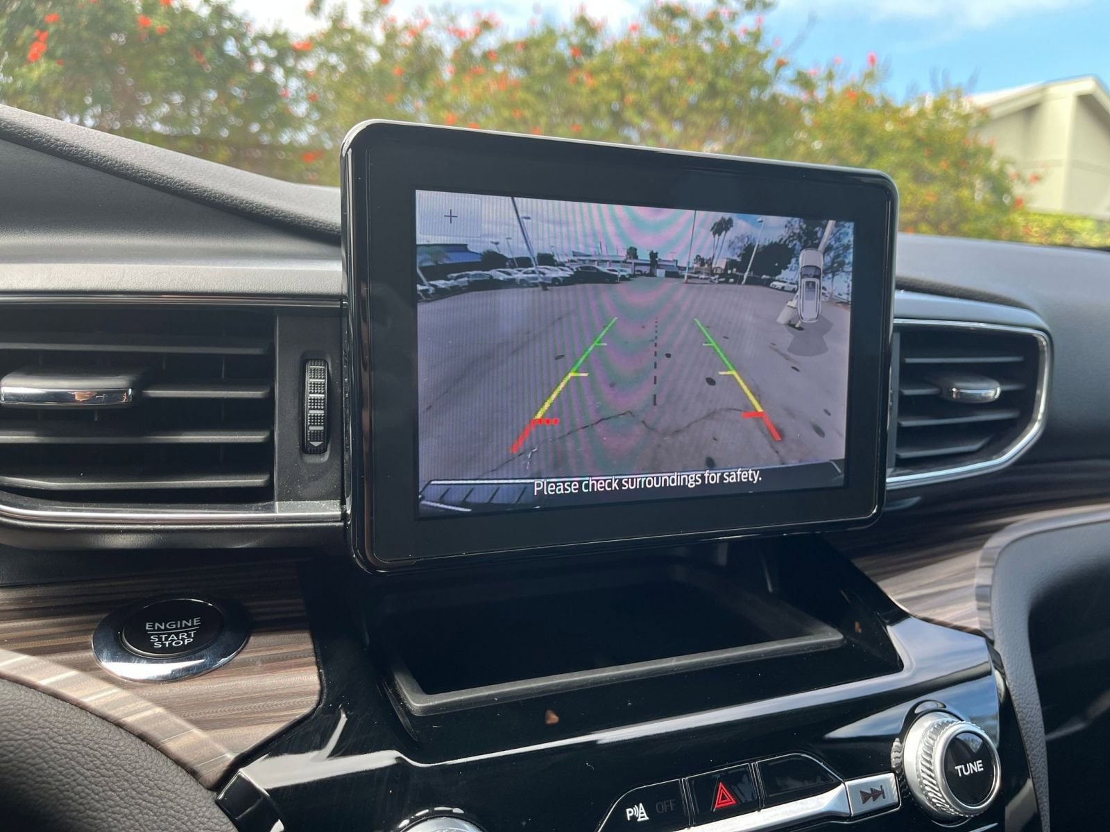 Thumbnail: 2024 Ford Explorer - 17