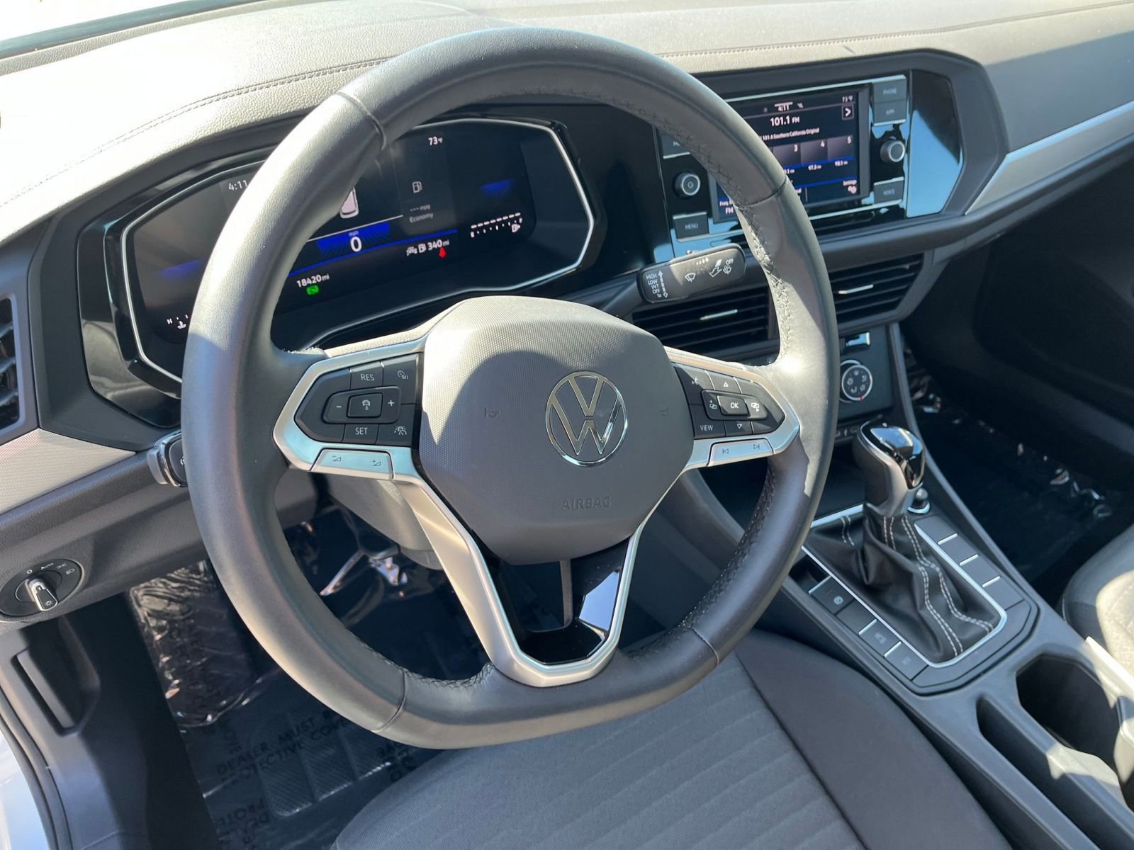 Thumbnail: 2024 Volkswagen Jetta - 23