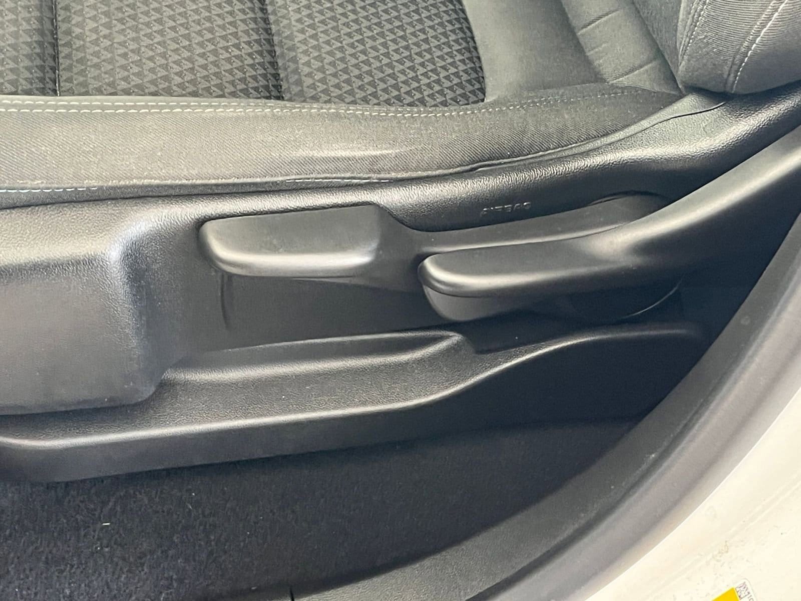 Thumbnail: 2023 Chevrolet Bolt EV - 28