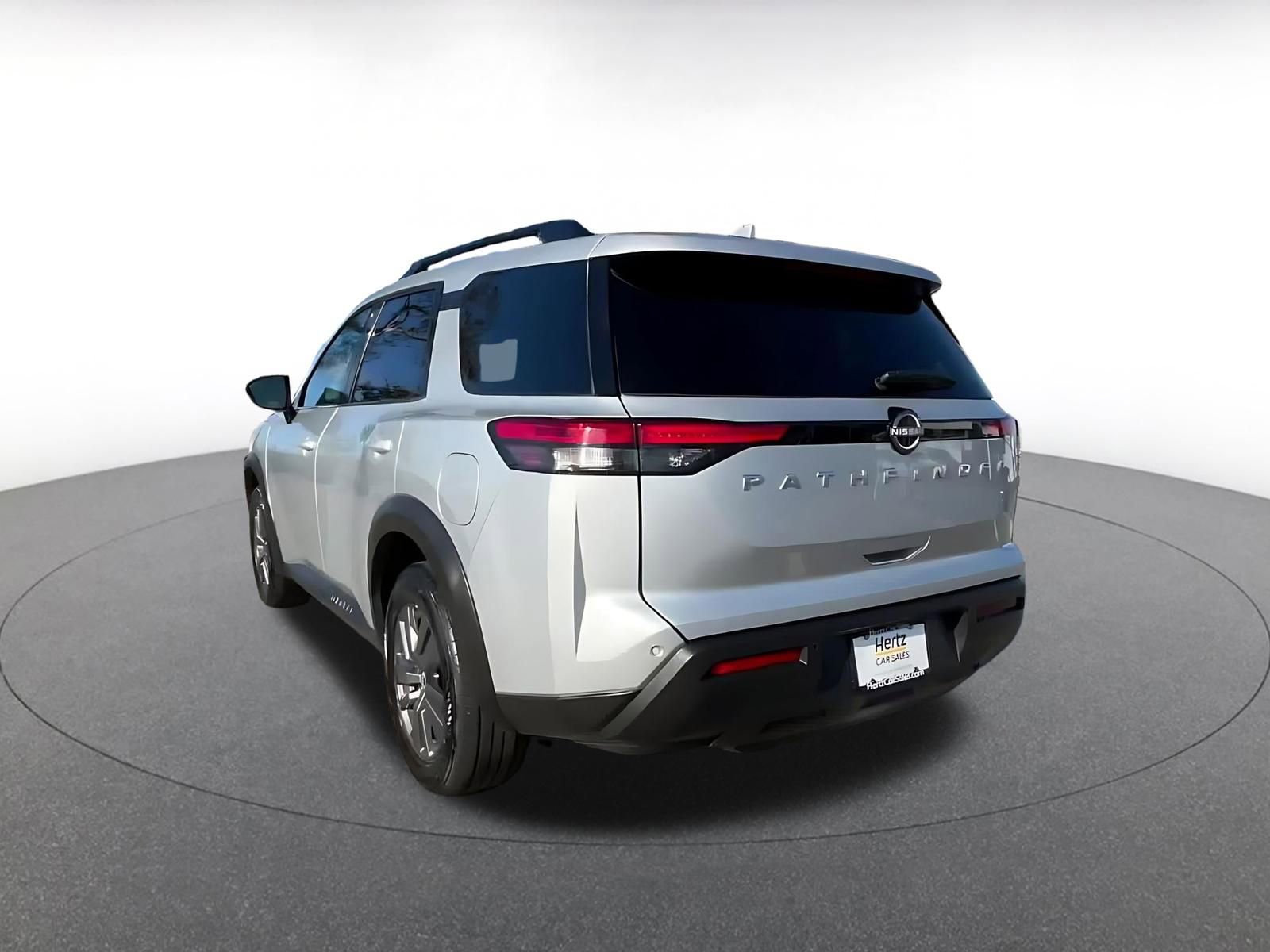 Thumbnail: 2025 Nissan Pathfinder - 11