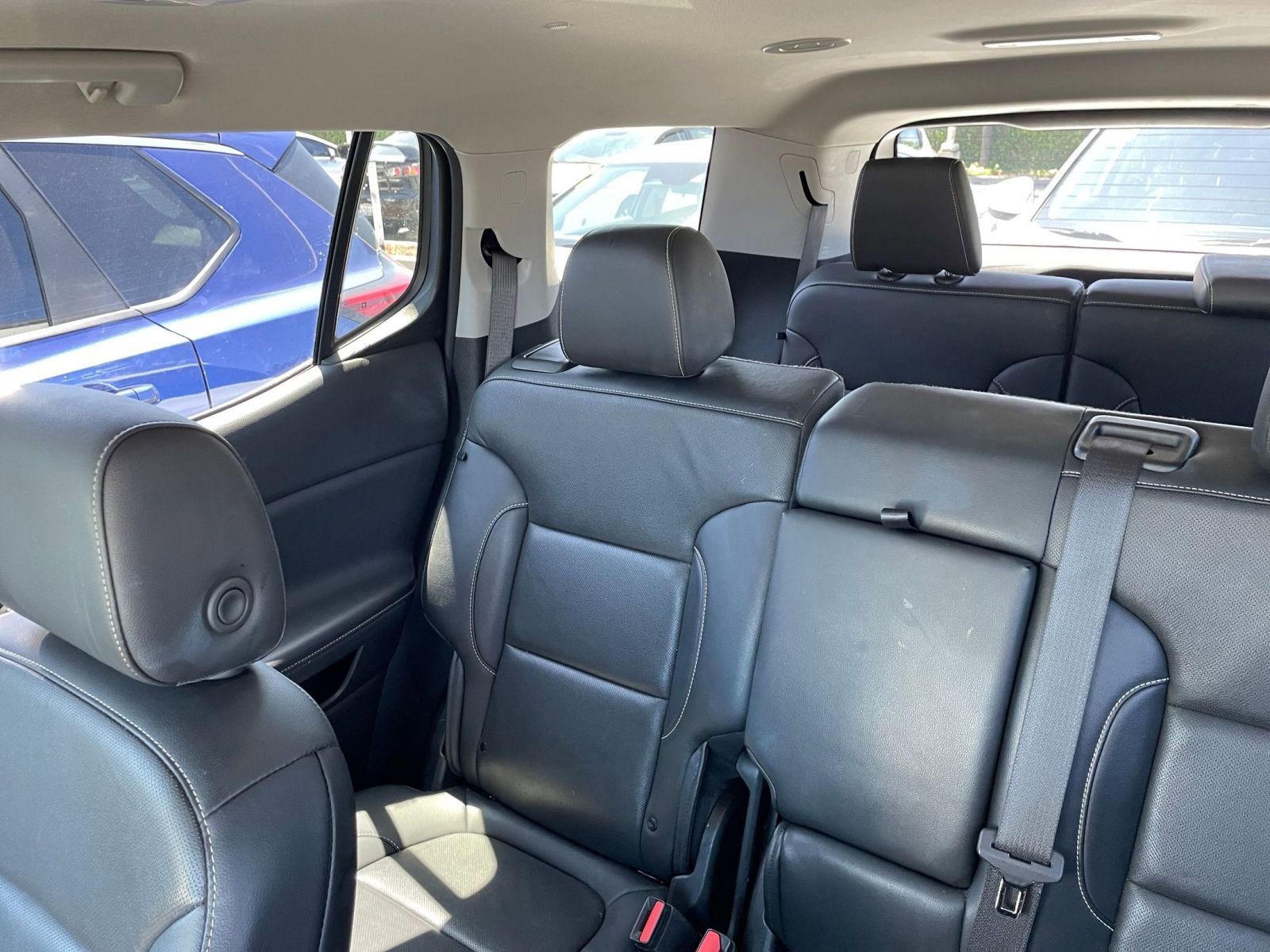 2023 GMC Acadia SLT 34