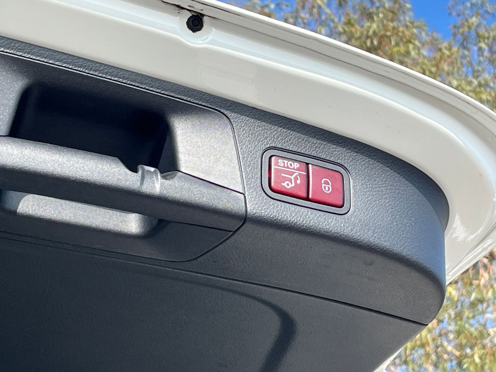 Thumbnail: 2025 Mercedes-Benz GLA - 21