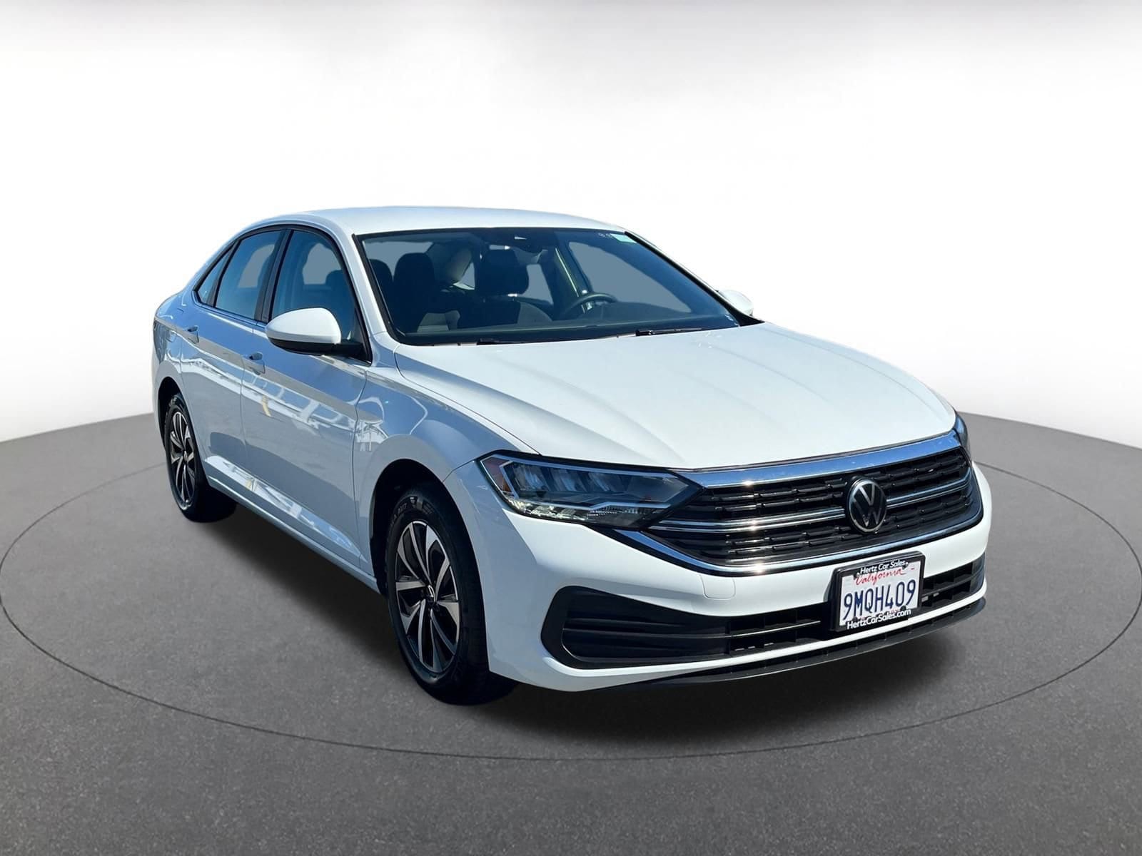 Thumbnail: 2024 Volkswagen Jetta - 1