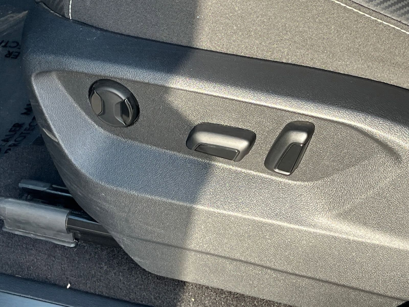 Thumbnail: 2024 Volkswagen Atlas - 23