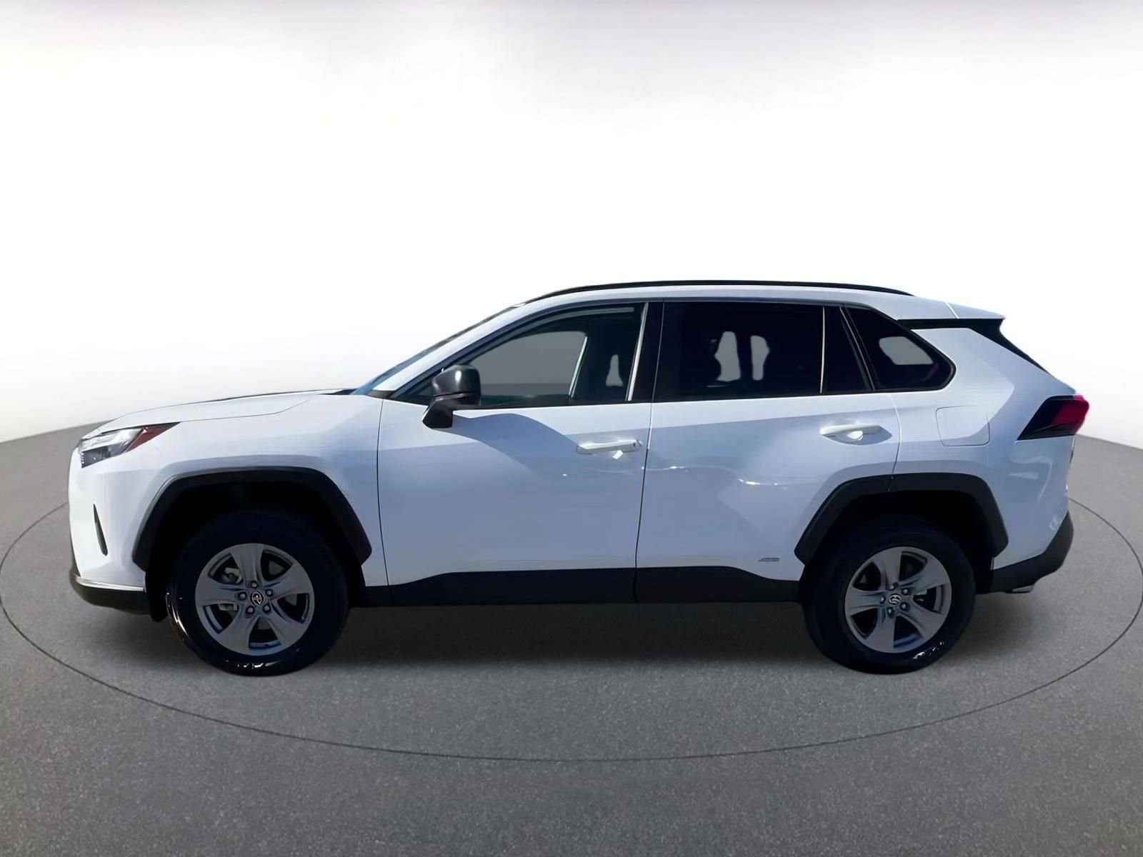 Thumbnail: 2025 Toyota RAV4 - 8