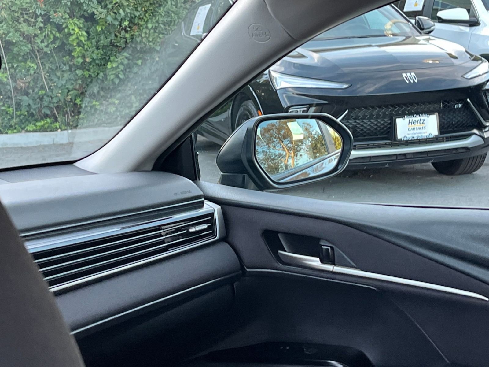 Thumbnail: 2025 Toyota Camry - 35