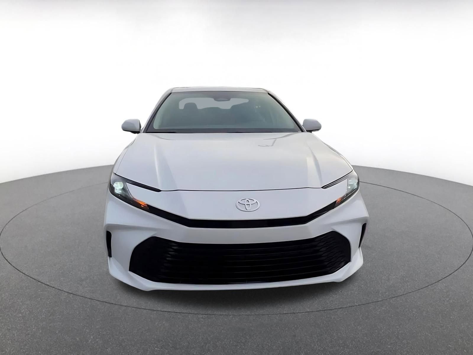 Thumbnail: 2025 Toyota Camry - 4