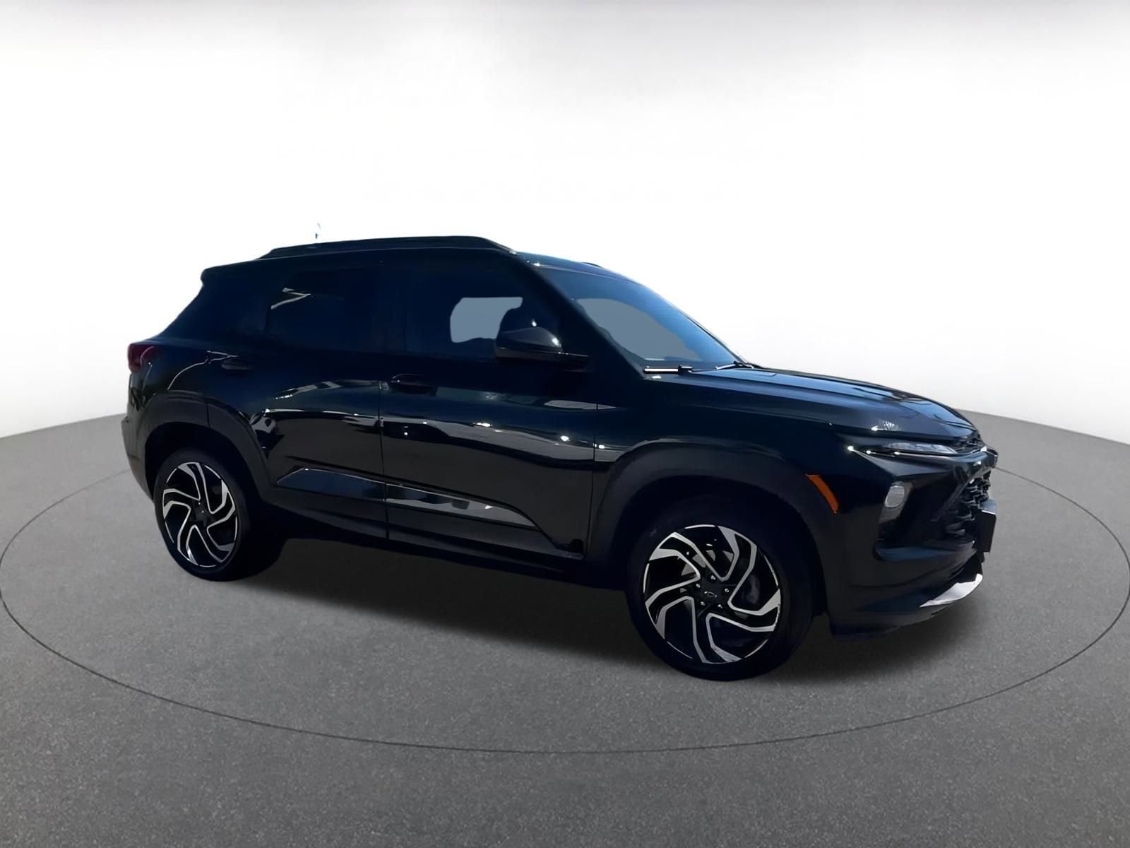 Thumbnail: 2024 Chevrolet TrailBlazer - 2
