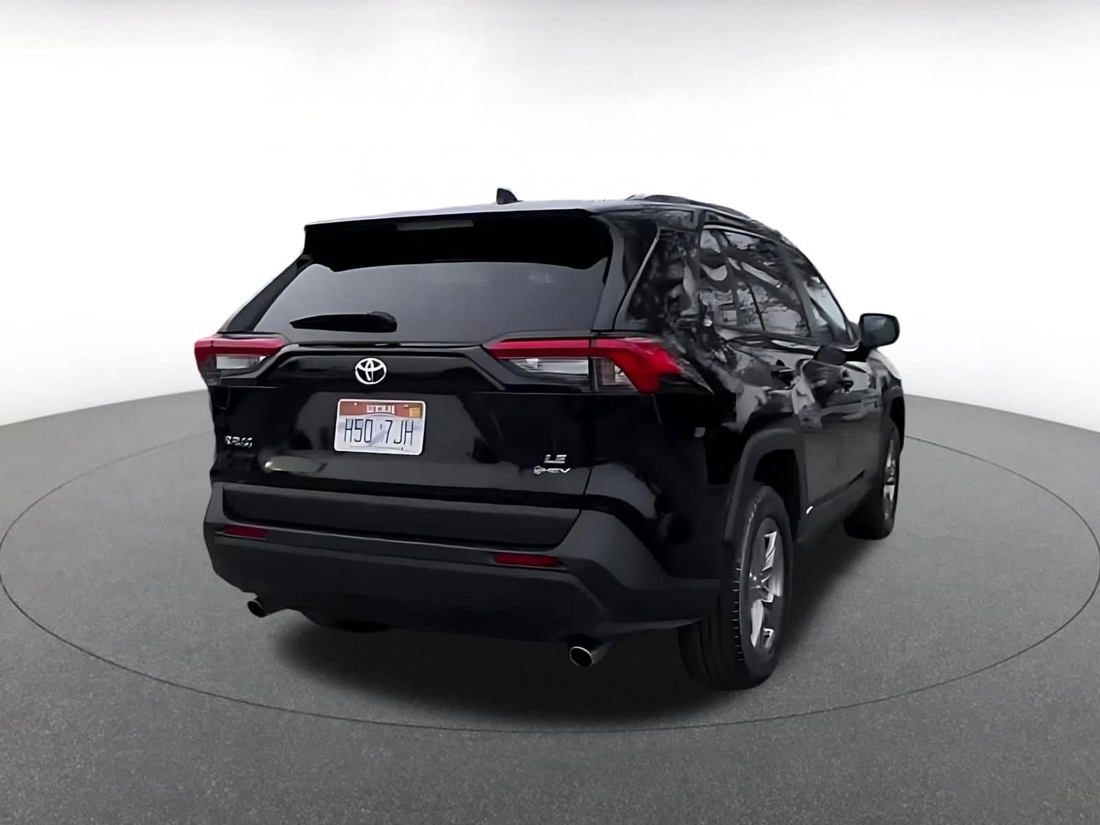 Thumbnail: 2025 Toyota RAV4 - 14