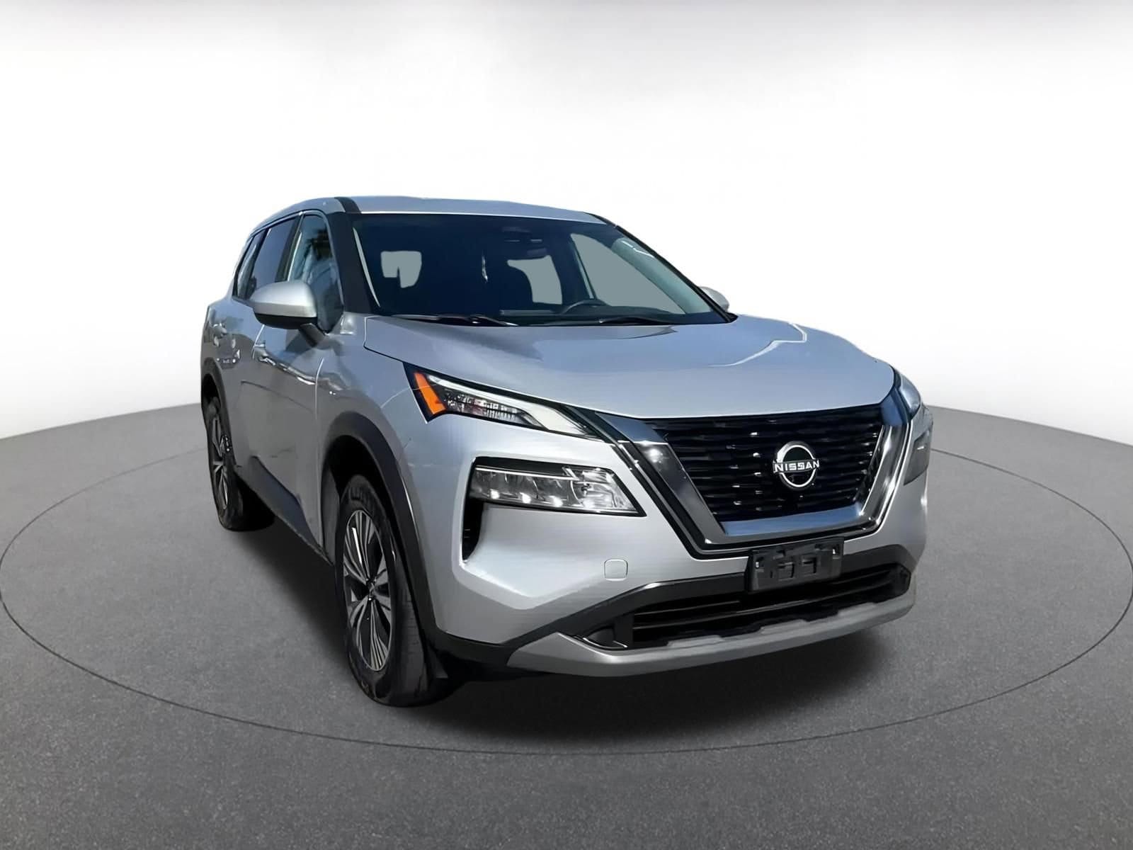 Thumbnail: 2023 Nissan Rogue - 3