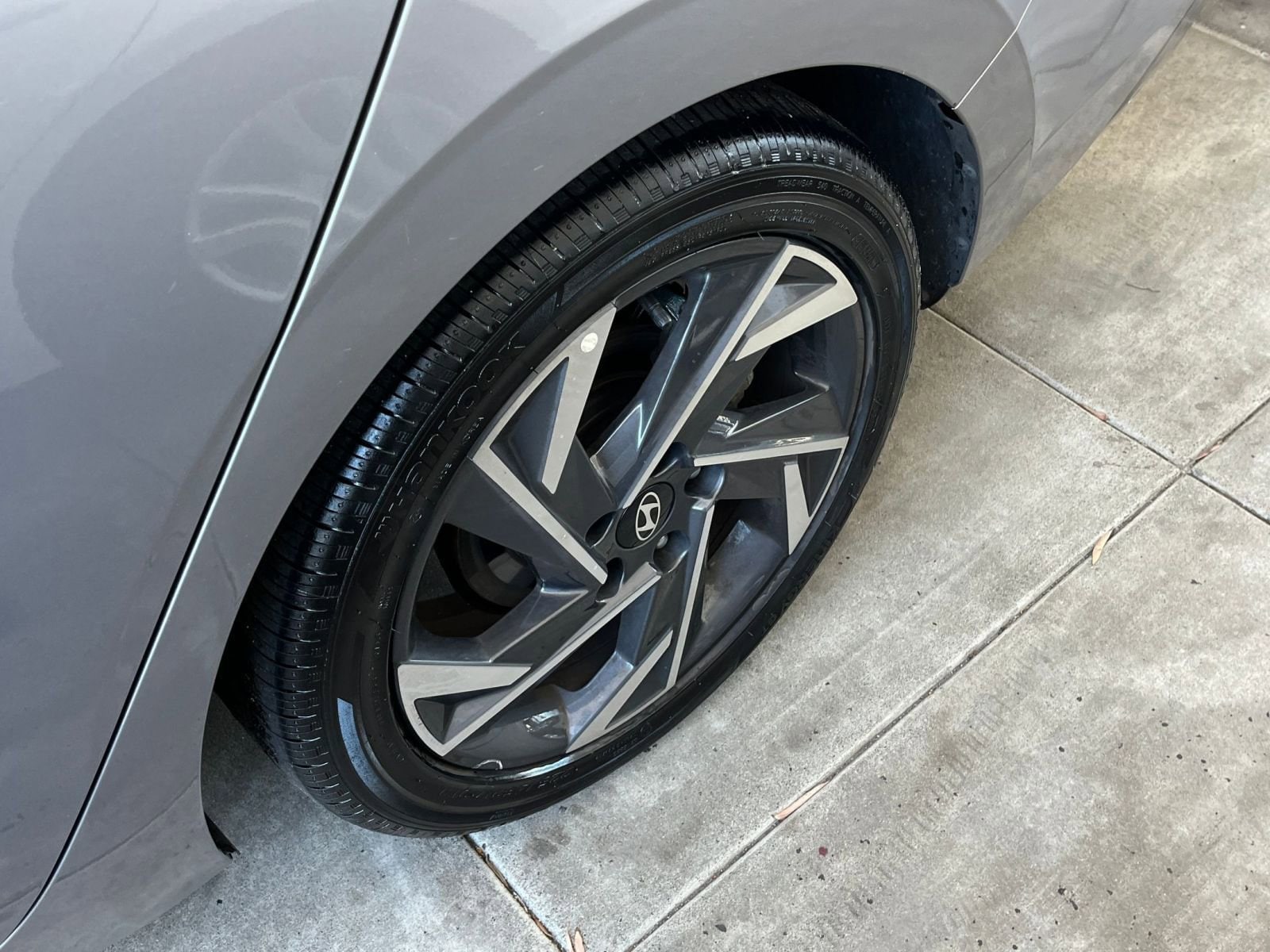 Thumbnail: 2025 Hyundai Elantra - 30