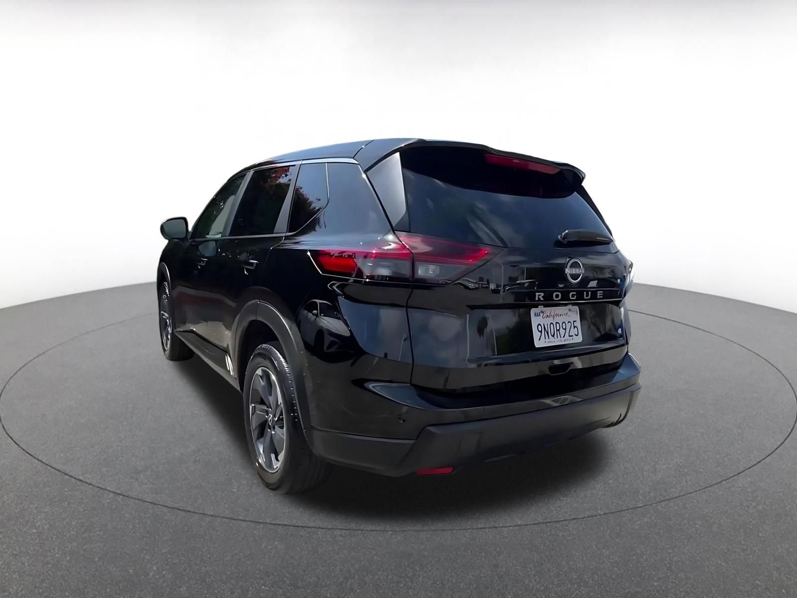Thumbnail: 2025 Nissan Rogue - 11