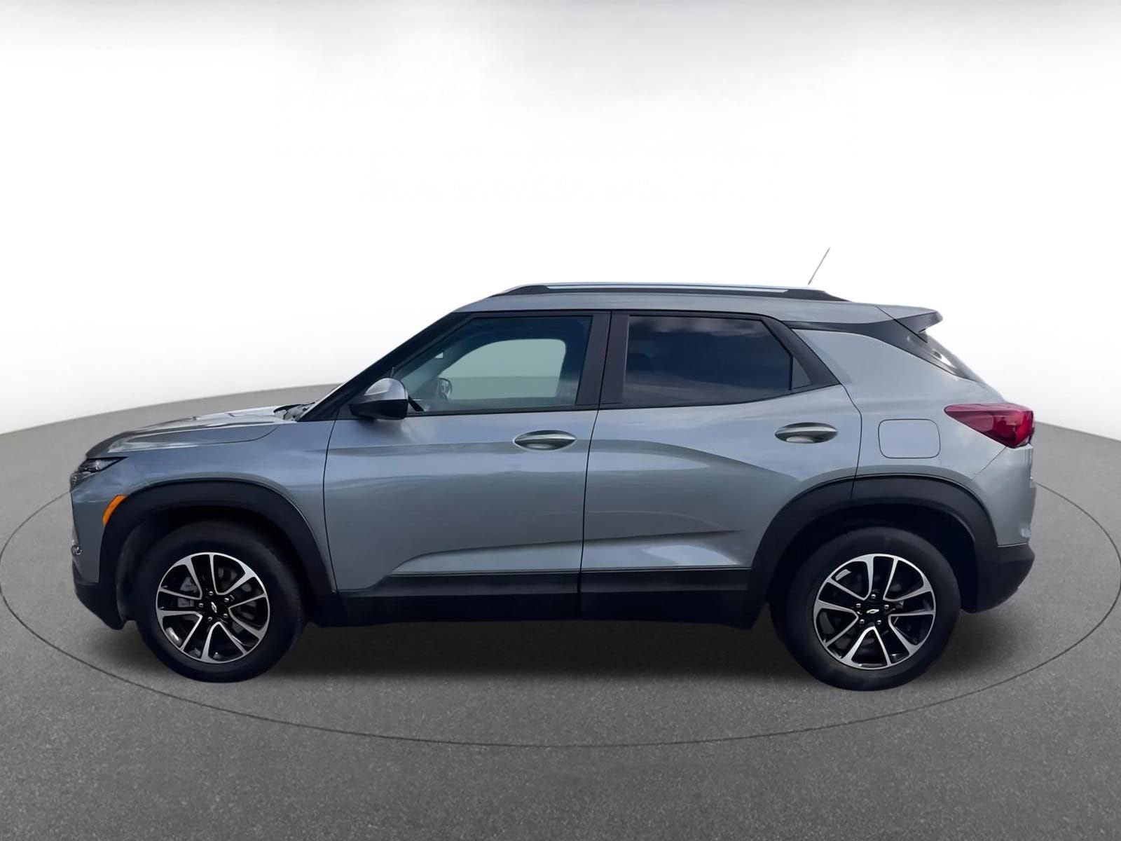 Thumbnail: 2025 Chevrolet TrailBlazer - 9