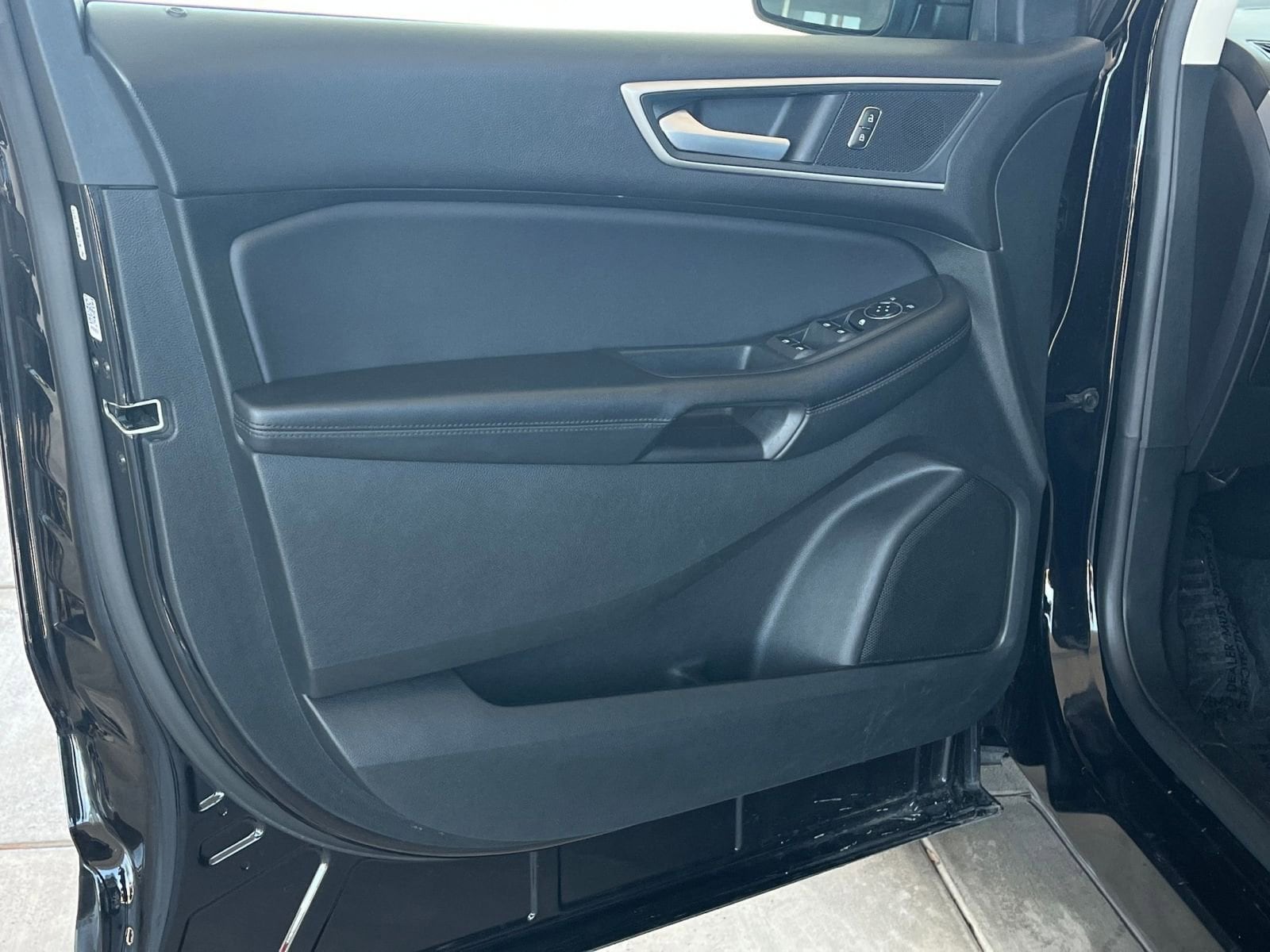 Thumbnail: 2023 Ford Edge - 16