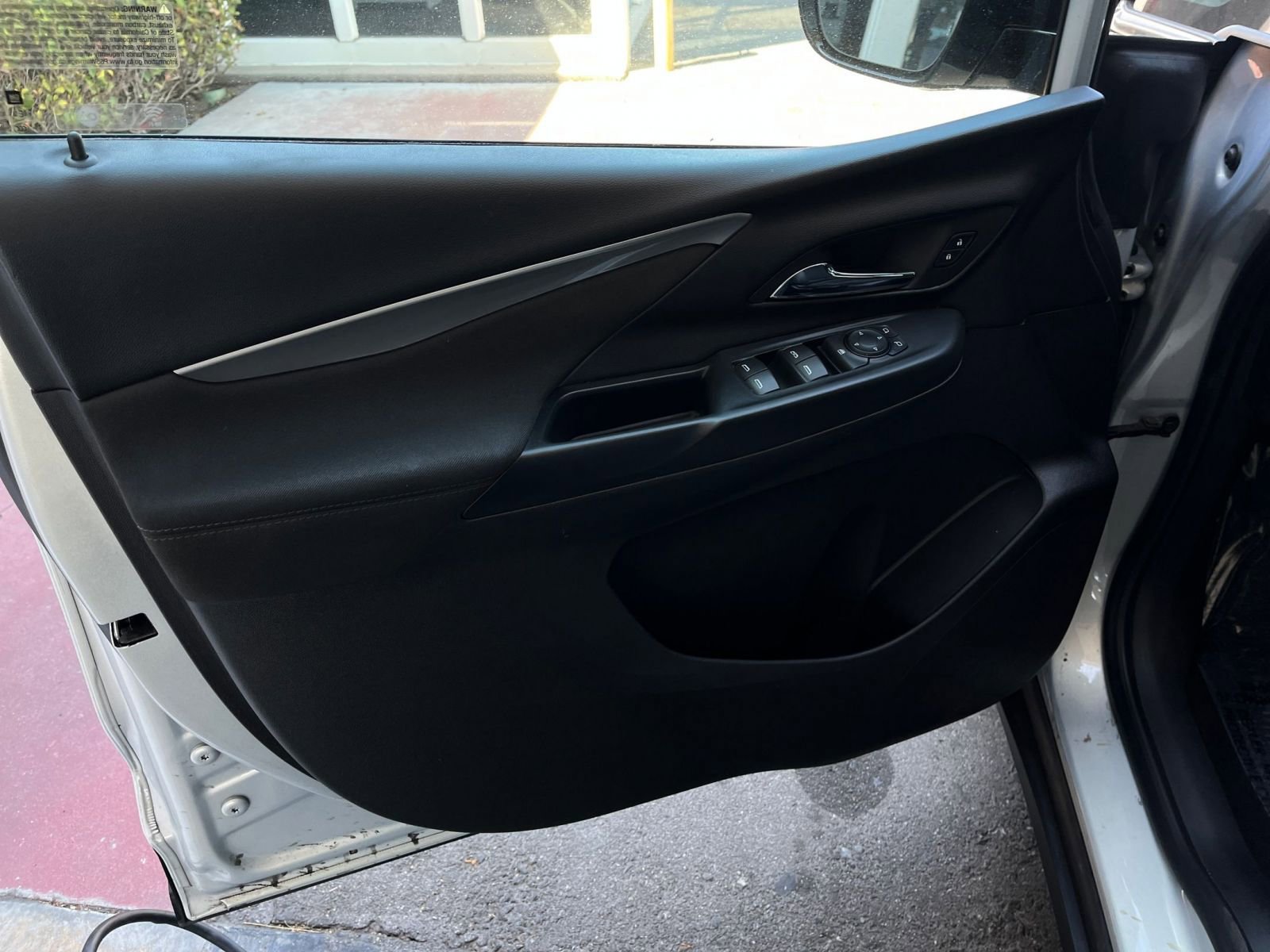 Thumbnail: 2023 Chevrolet Bolt EV - 20