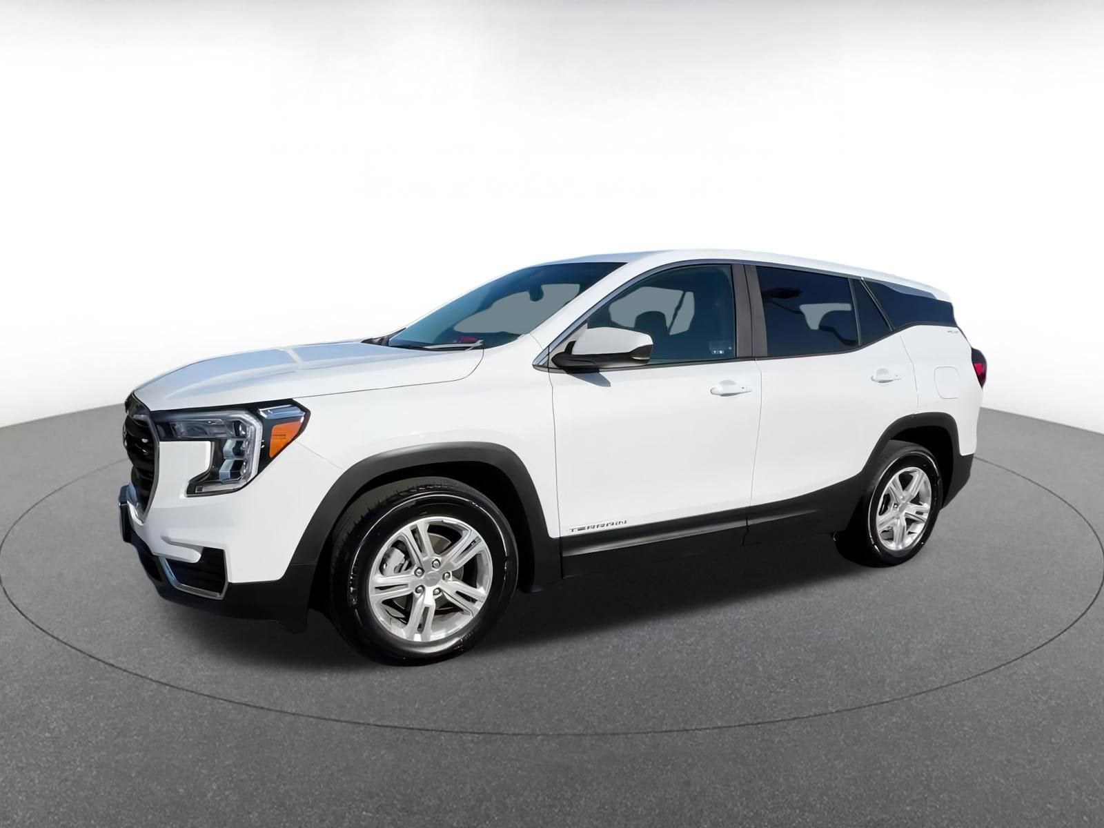 Thumbnail: 2024 GMC Terrain - 8