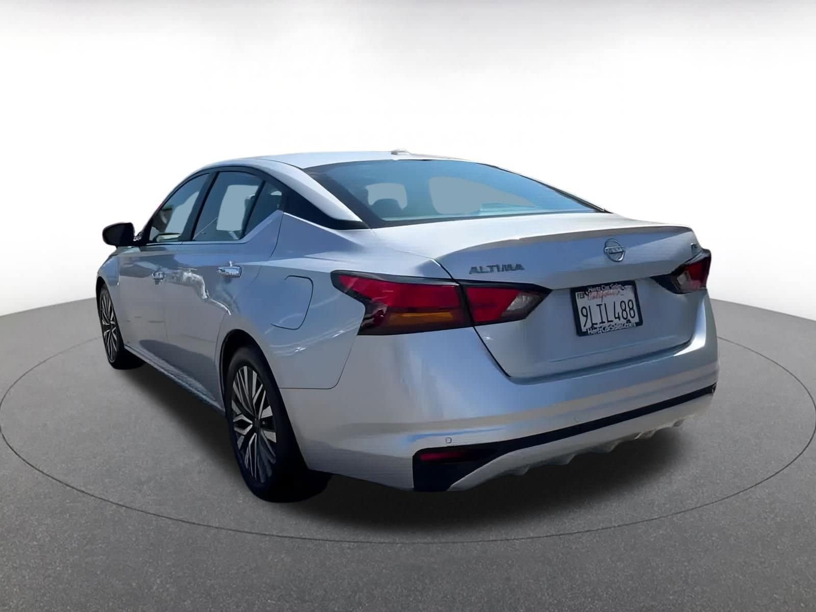 Thumbnail: 2024 Nissan Altima - 11