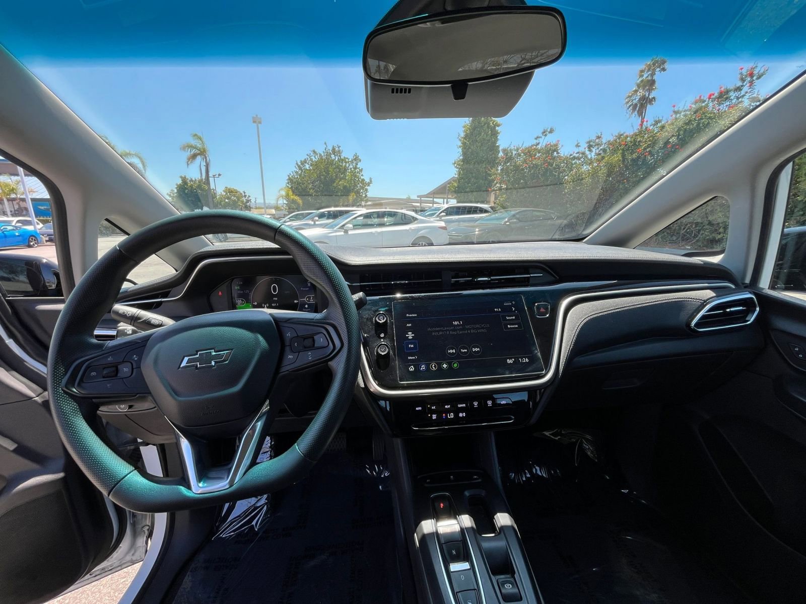 Thumbnail: 2023 Chevrolet Bolt EV - 32