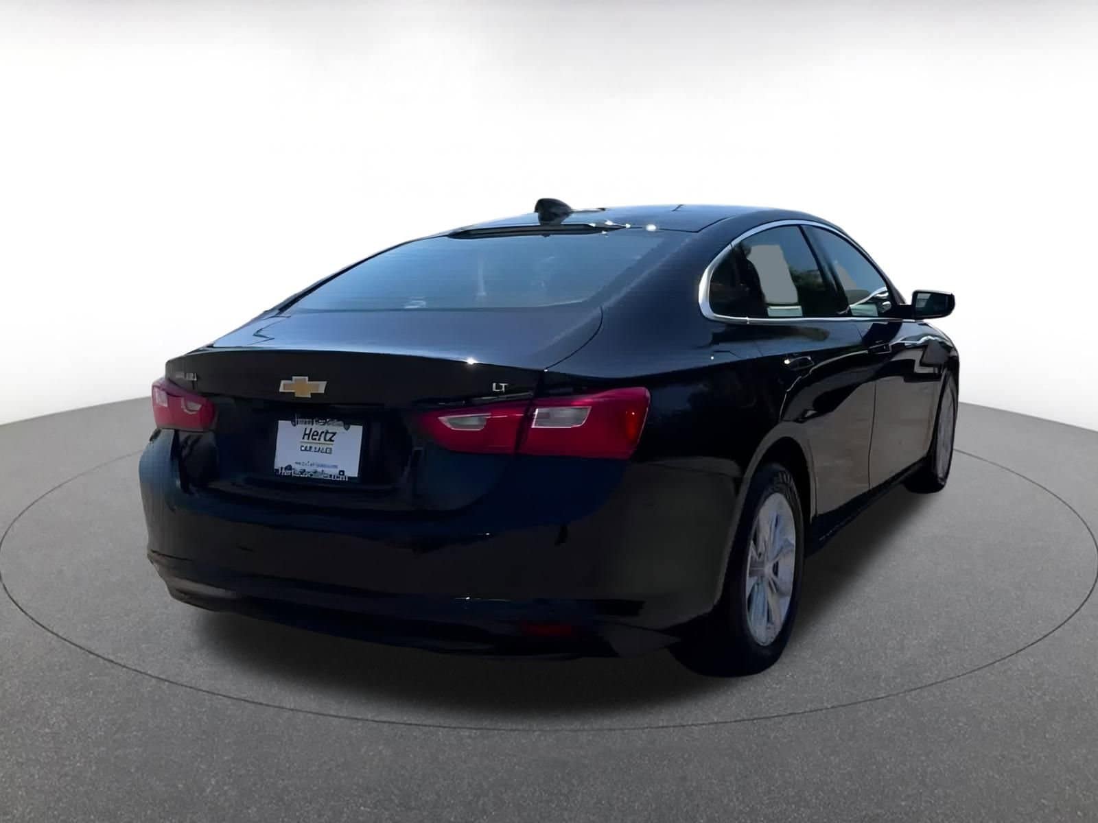 Thumbnail: 2023 Chevrolet Malibu - 11