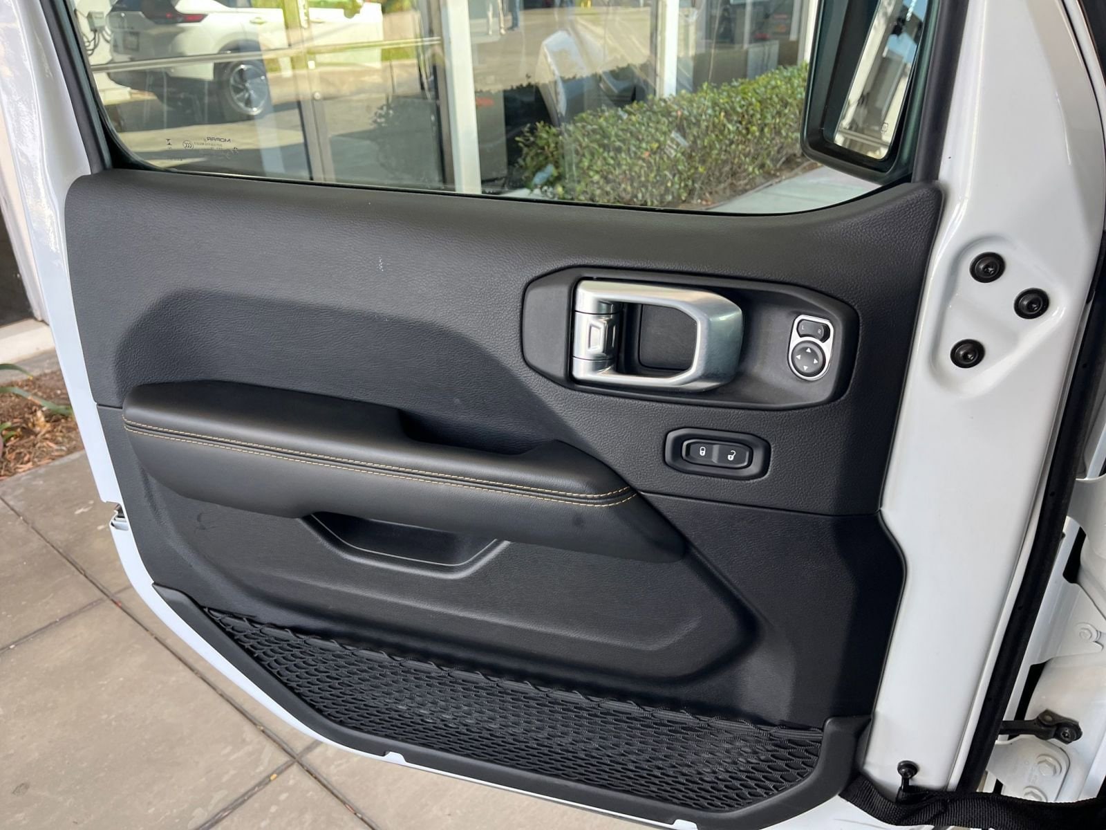 Thumbnail: 2025 Jeep Wrangler - 20