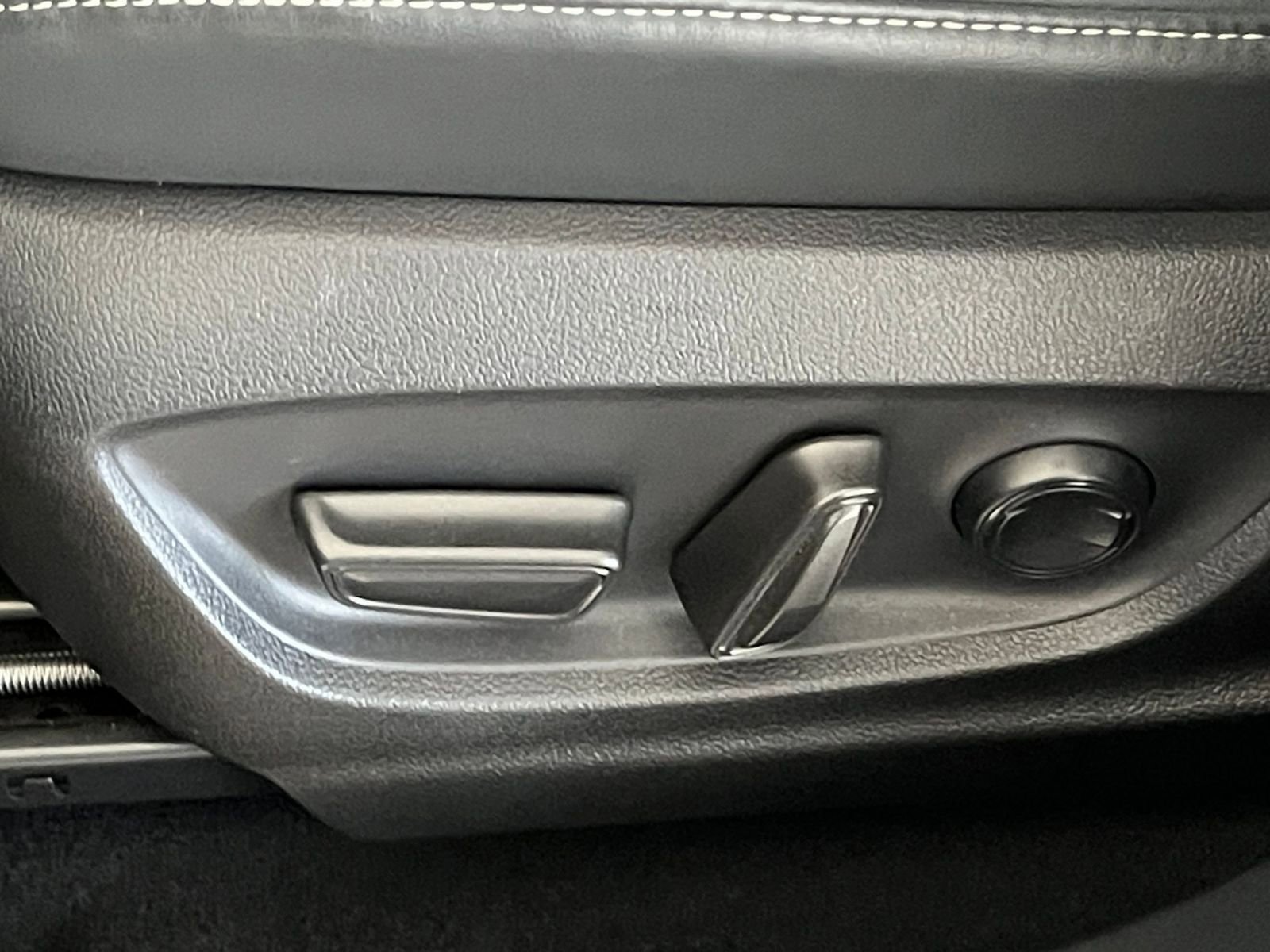 Thumbnail: 2025 Toyota Crown - 22