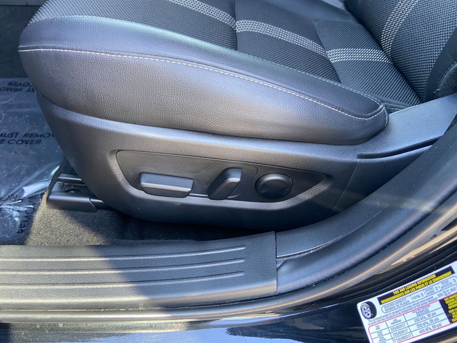 Thumbnail: 2025 Mazda CX-50 - 23