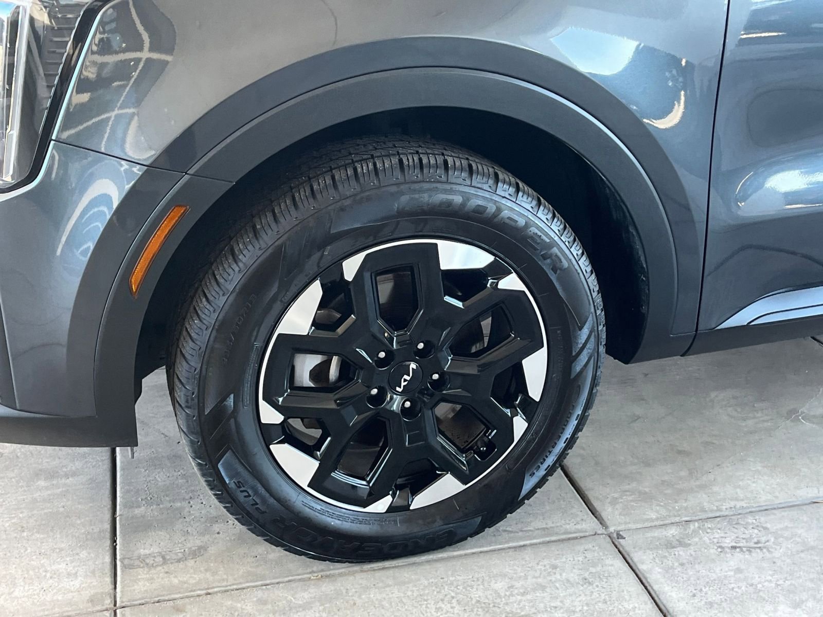 Thumbnail: 2024 Kia Sorento - 32