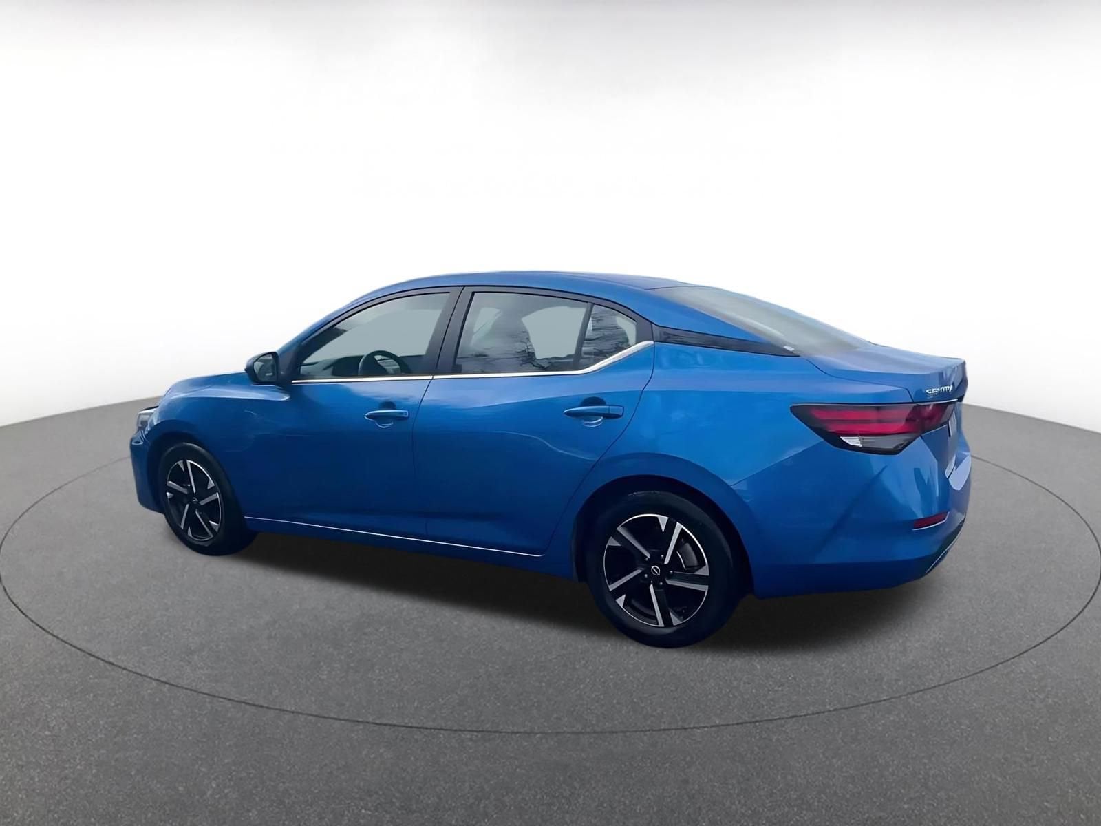 Thumbnail: 2025 Nissan Sentra - 10