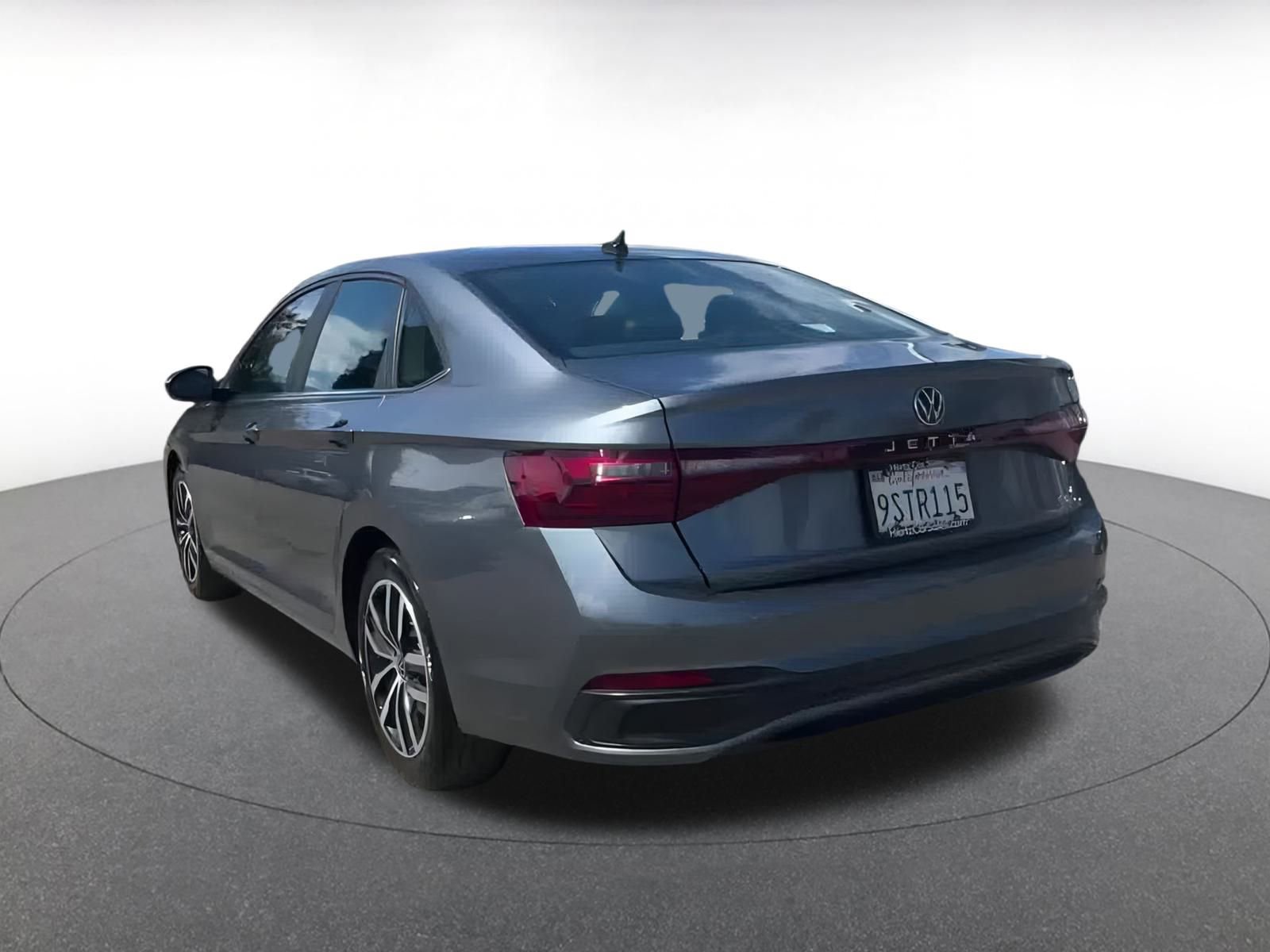 Thumbnail: 2025 Volkswagen Jetta - 11