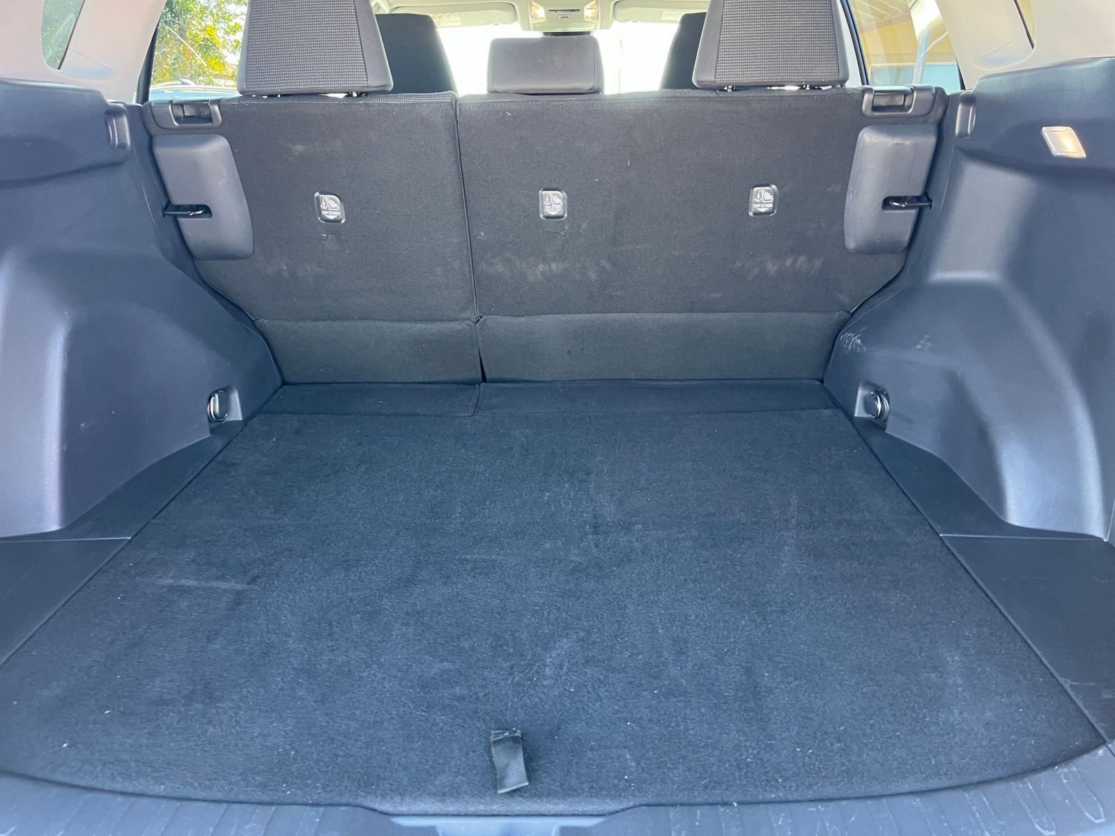 Thumbnail: 2025 Toyota RAV4 - 31