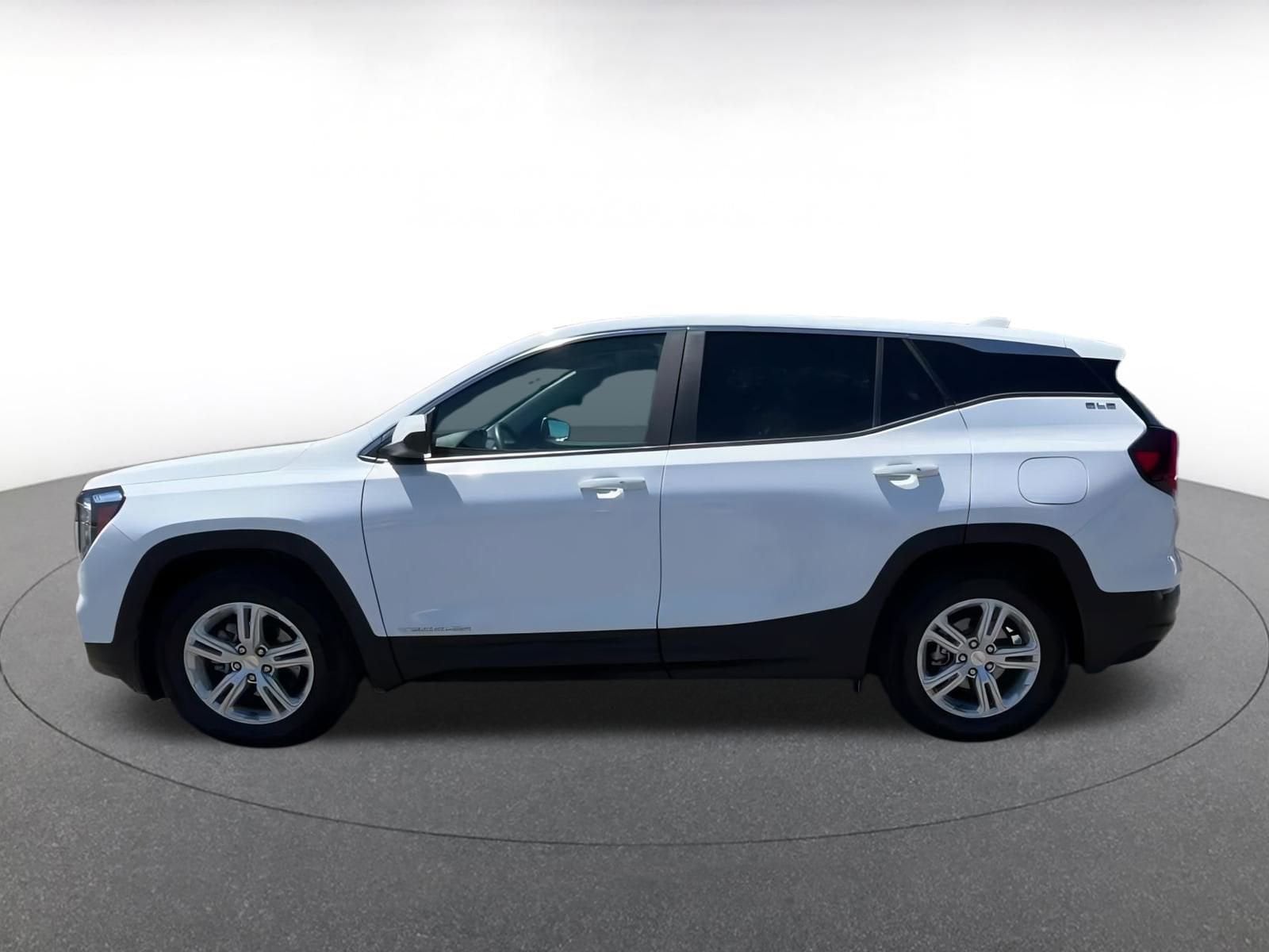 Thumbnail: 2024 GMC Terrain - 9