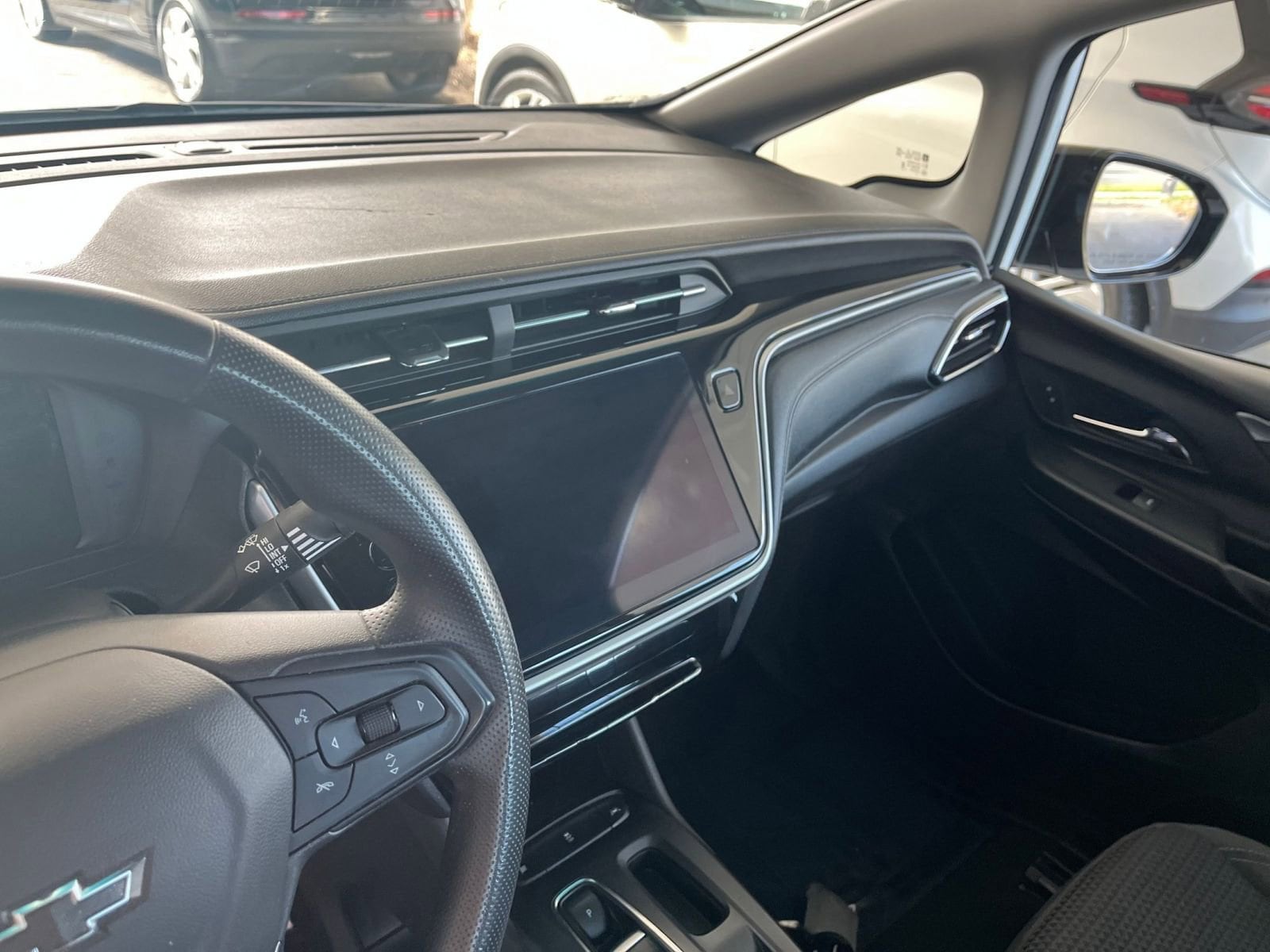 Thumbnail: 2023 Chevrolet Bolt EV - 21