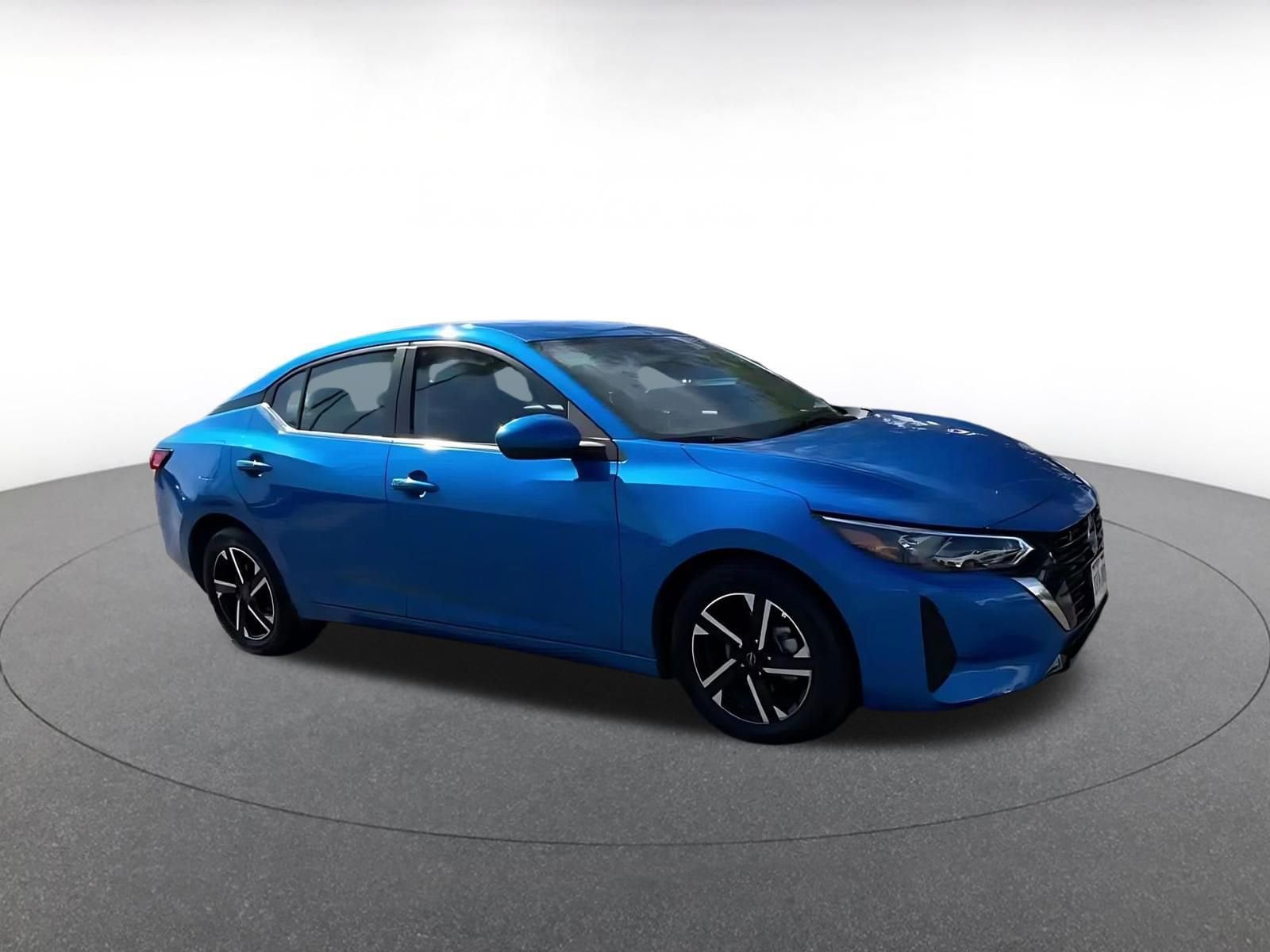 Thumbnail: 2025 Nissan Sentra - 2