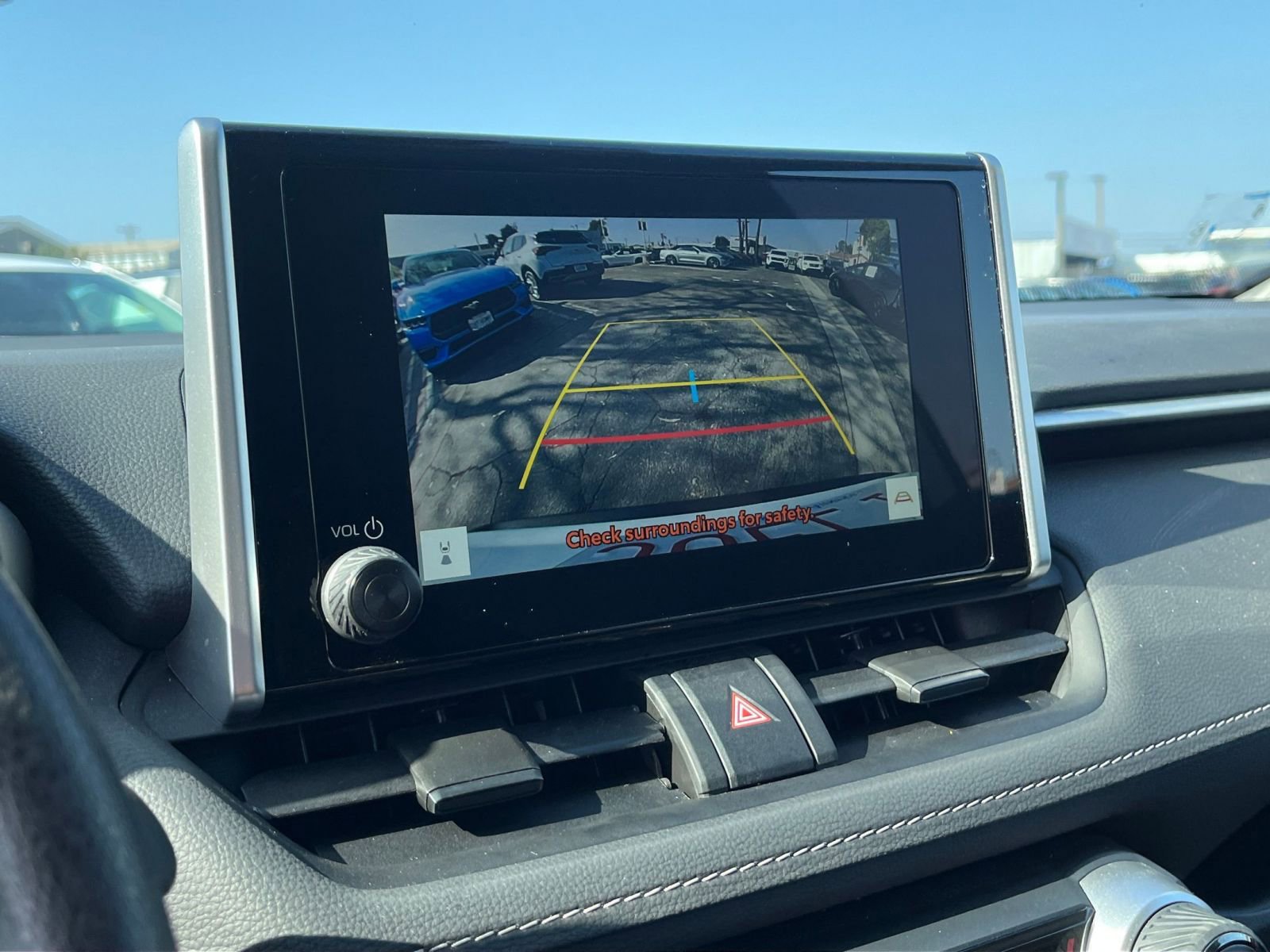 Thumbnail: 2025 Toyota RAV4 - 17