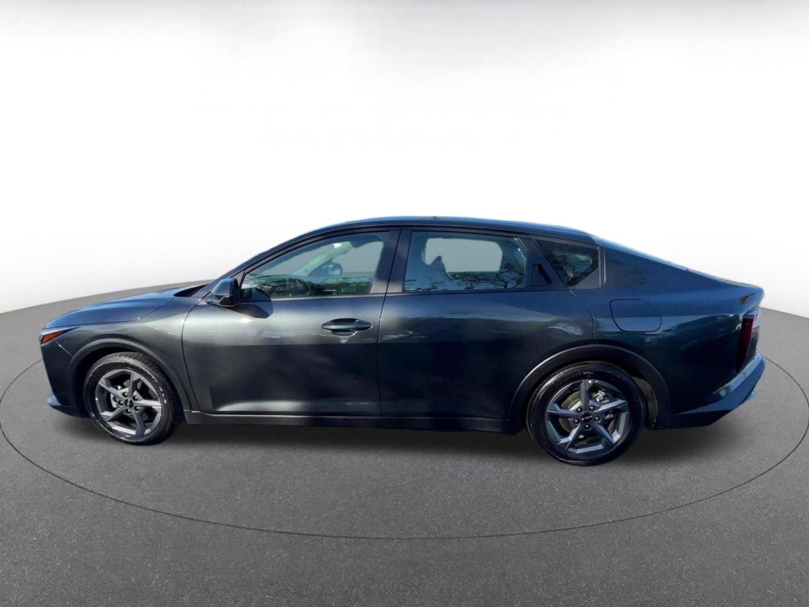 Thumbnail: 2025 Kia K4 - 9