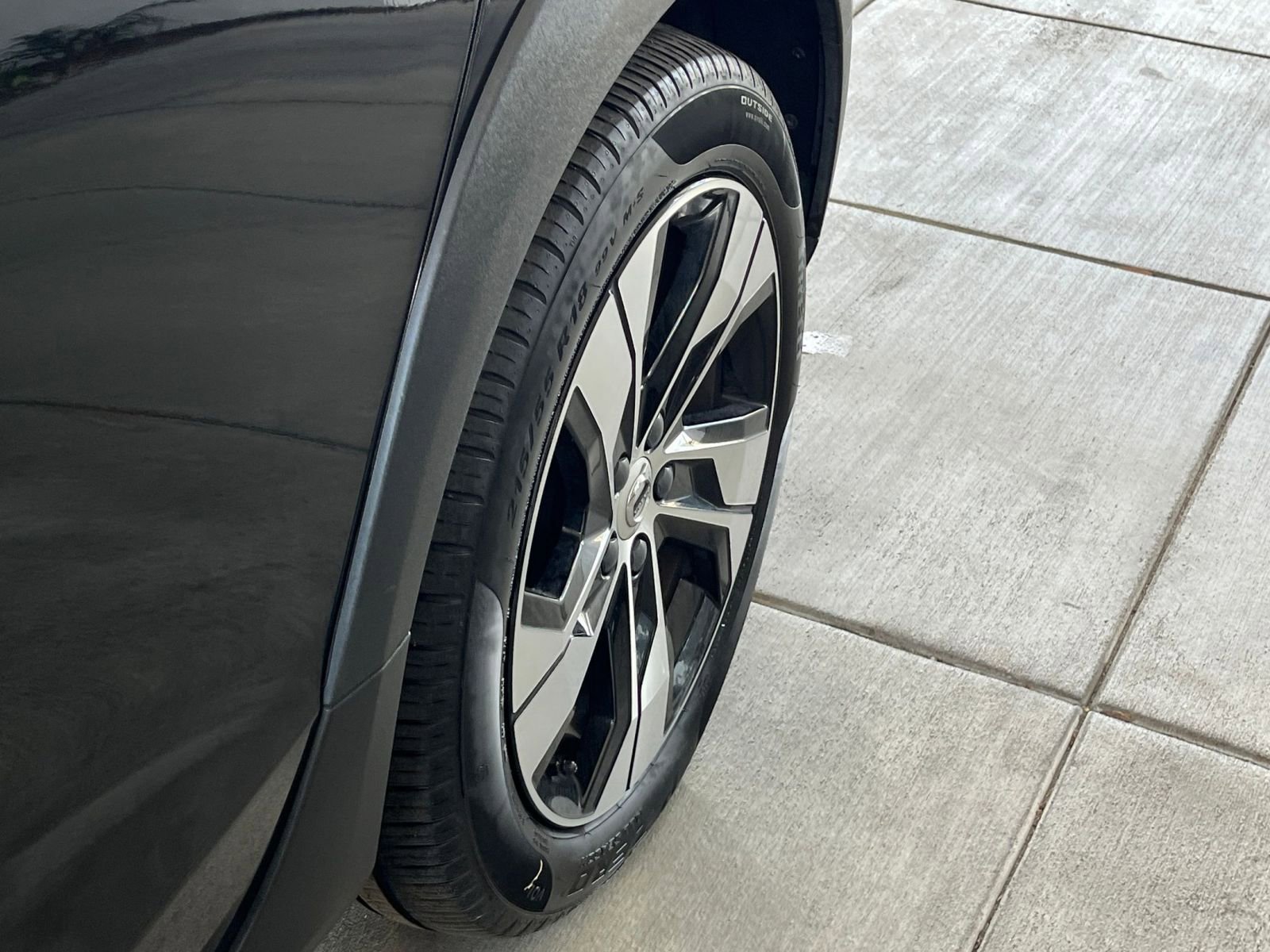 Thumbnail: 2025 Volvo S60 - 30