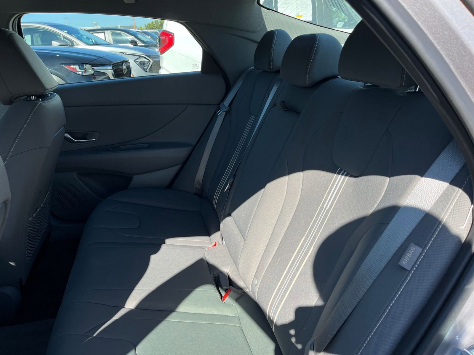 Thumbnail: 2025 Hyundai Elantra - 25