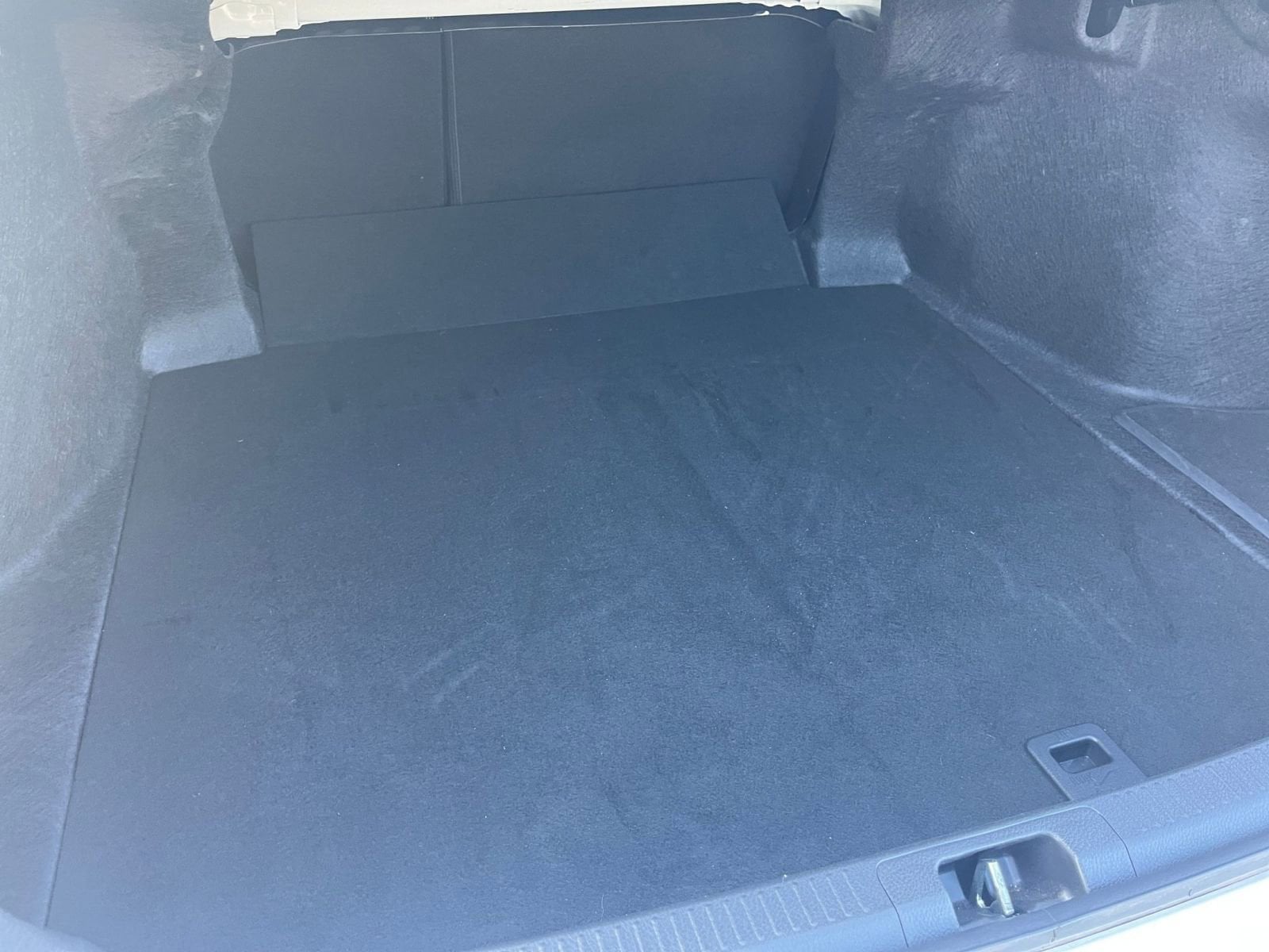 Thumbnail: 2025 Toyota Camry - 31