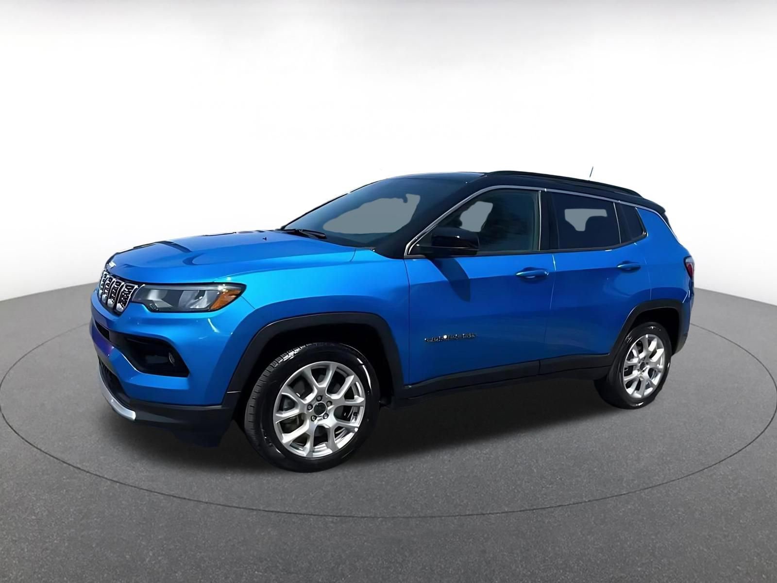 Thumbnail: 2025 Jeep Compass - 8