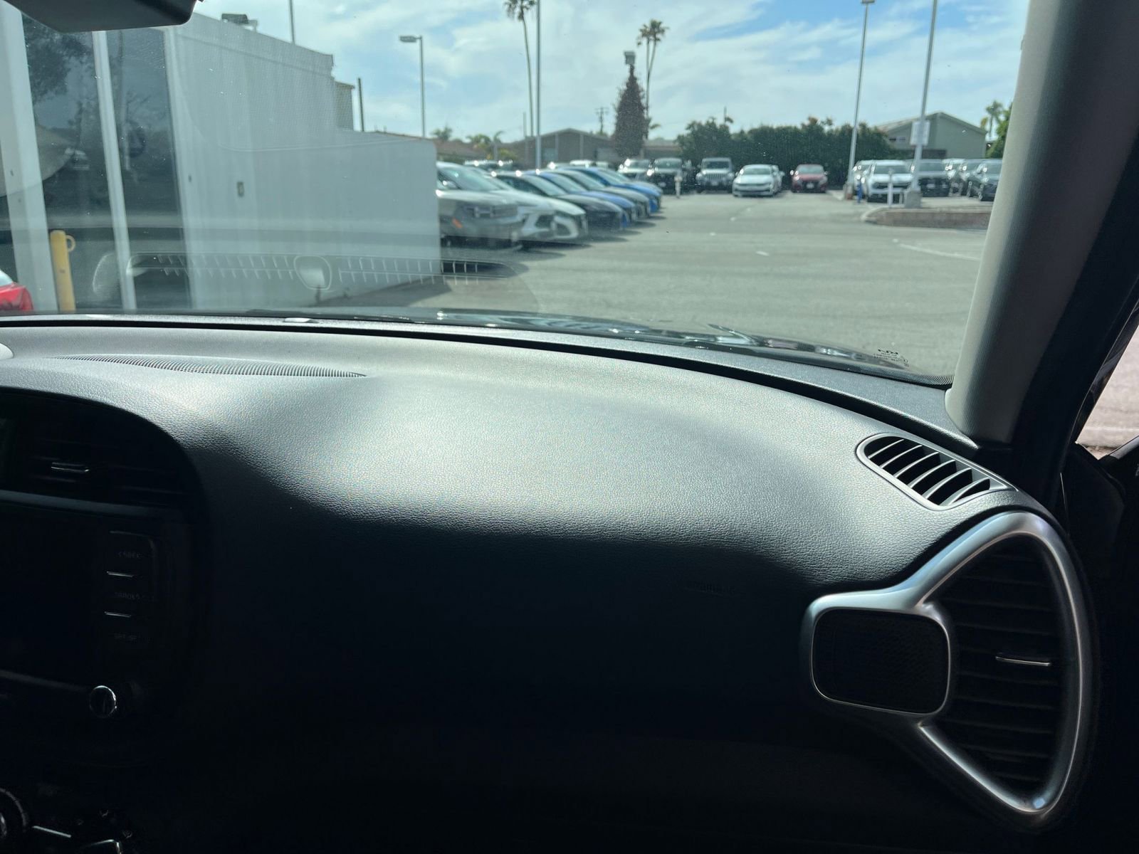 Thumbnail: 2025 Kia Soul - 35