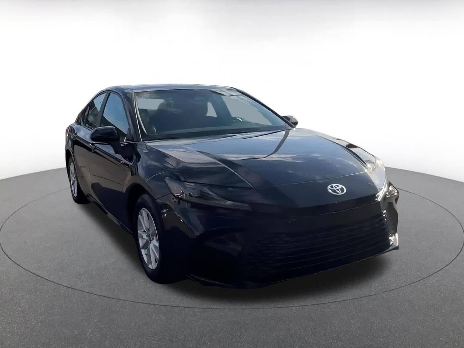 Thumbnail: 2025 Toyota Camry - 3