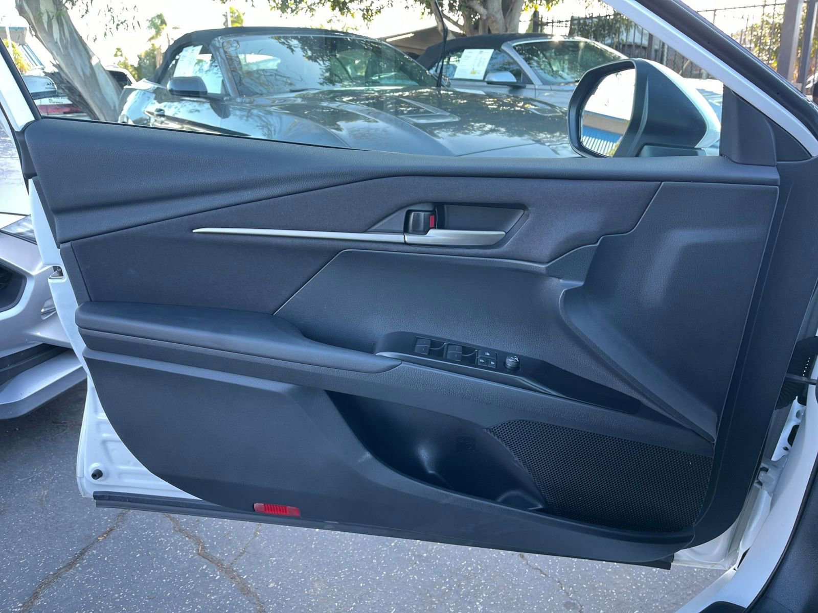 Thumbnail: 2025 Toyota Camry - 20