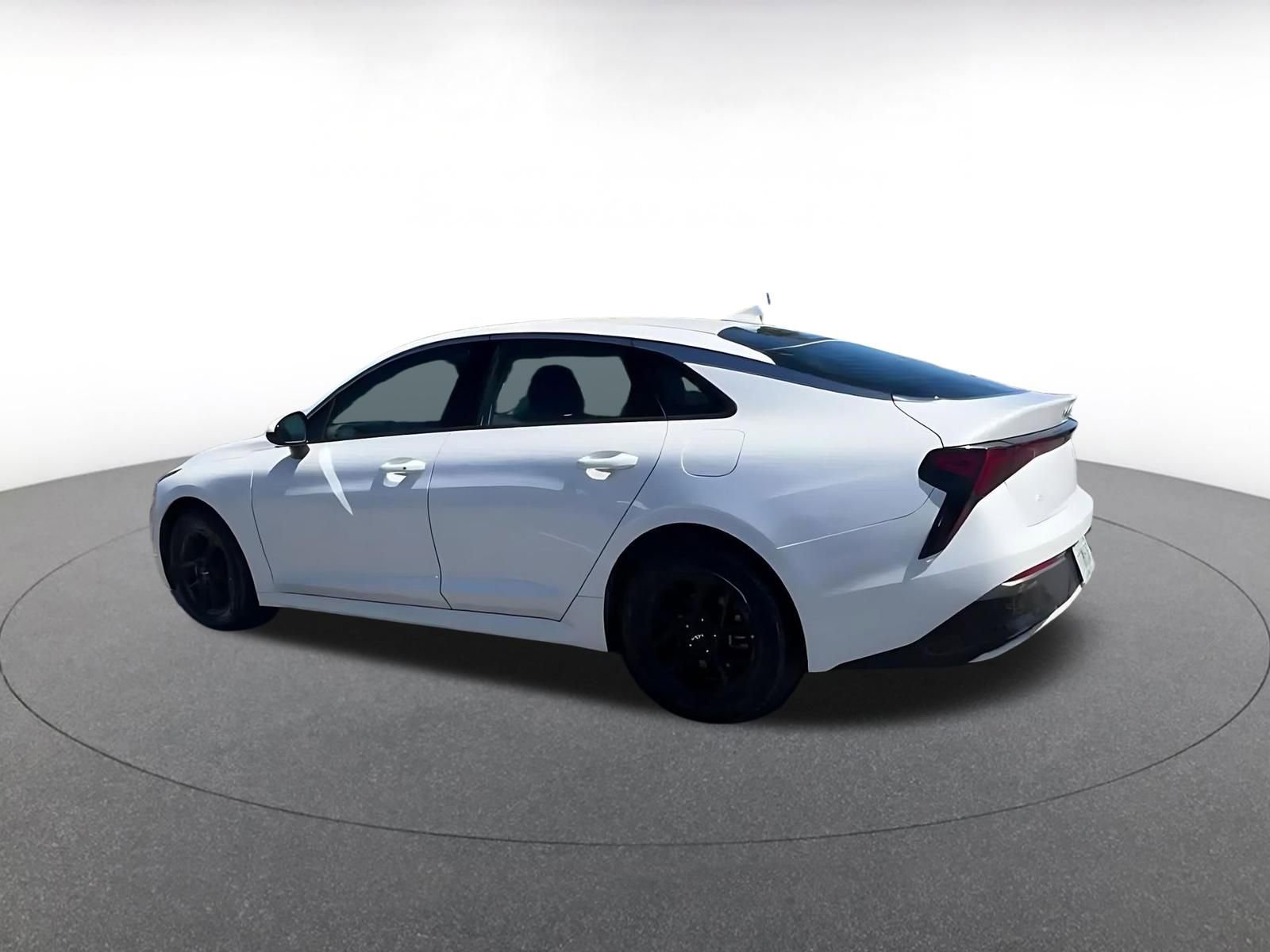 Thumbnail: 2025 Kia K5 - 11