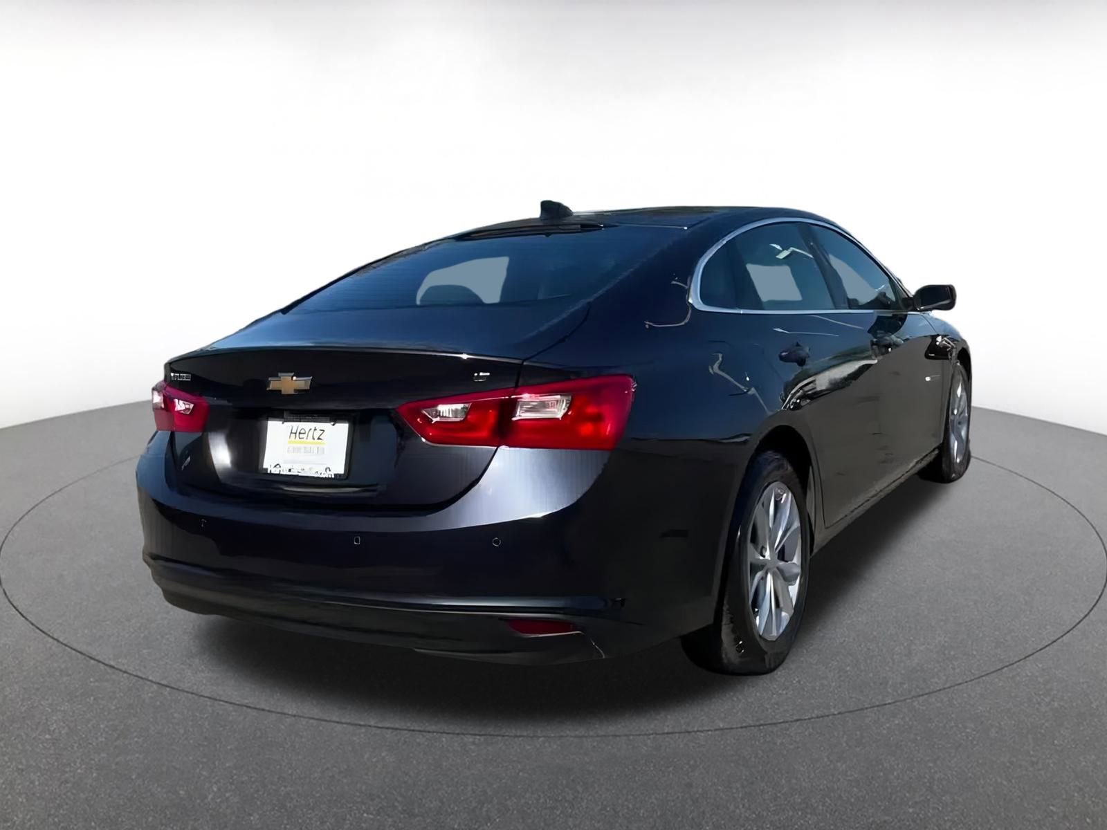 Thumbnail: 2023 Chevrolet Malibu - 11
