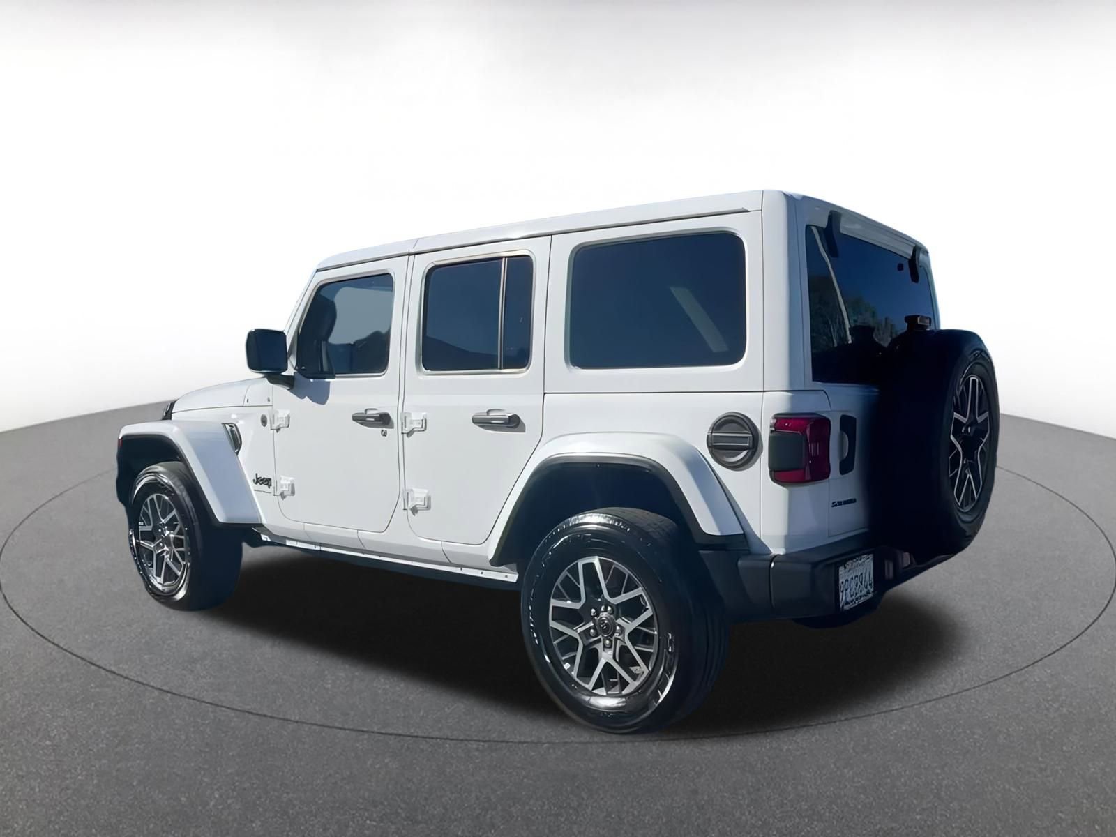 Thumbnail: 2025 Jeep Wrangler - 10